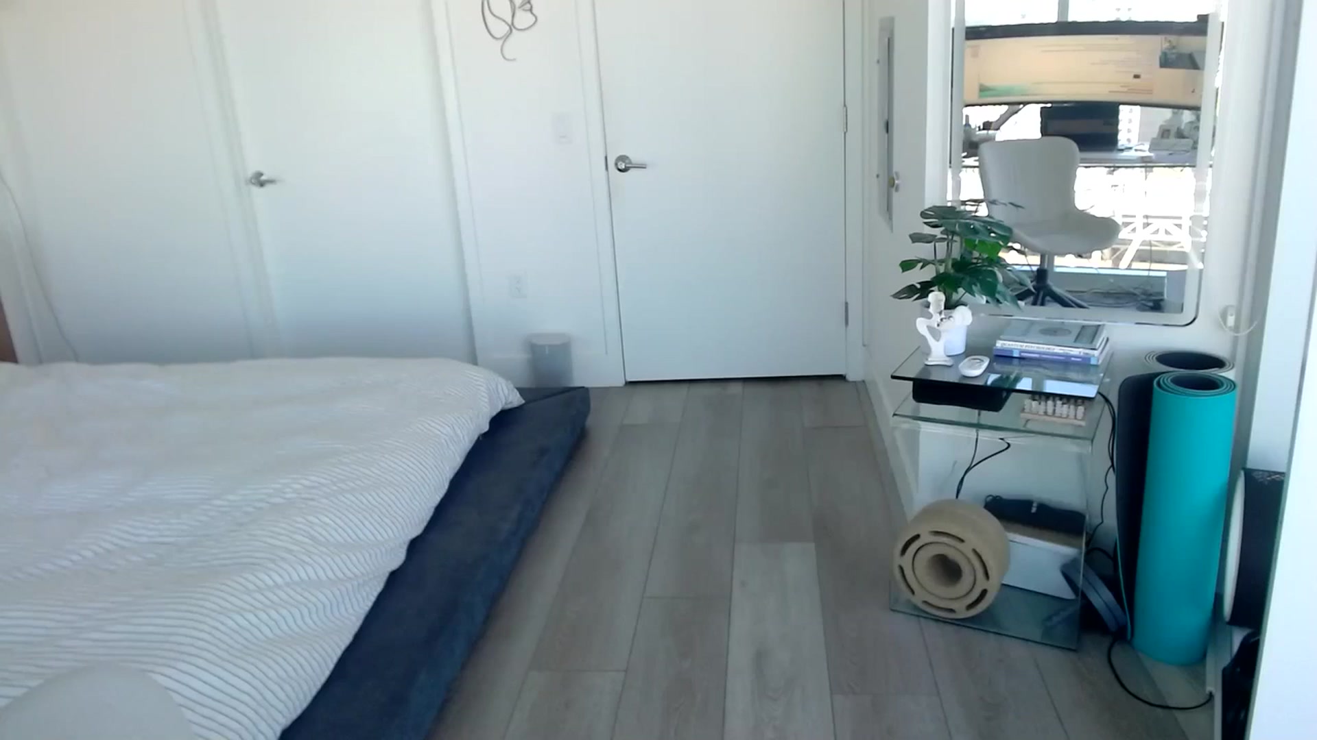 Gallery image thumbnail from Minnie_B00's myfreecams stream on, 03/19/2024, 19:17 image 4 of 20