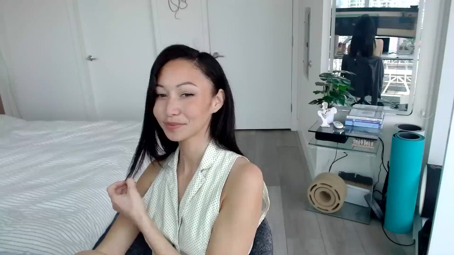 Gallery image thumbnail from Minnie_B00's myfreecams stream on, 03/23/2024, 18:58 image 18 of 20