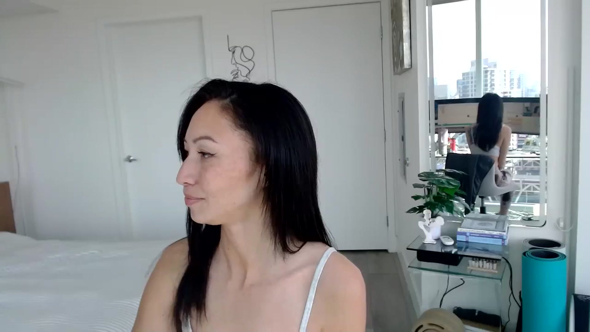 Gallery image thumbnail from Minnie_B00's myfreecams stream on, 03/25/2024, 21:34 image 9 of 20