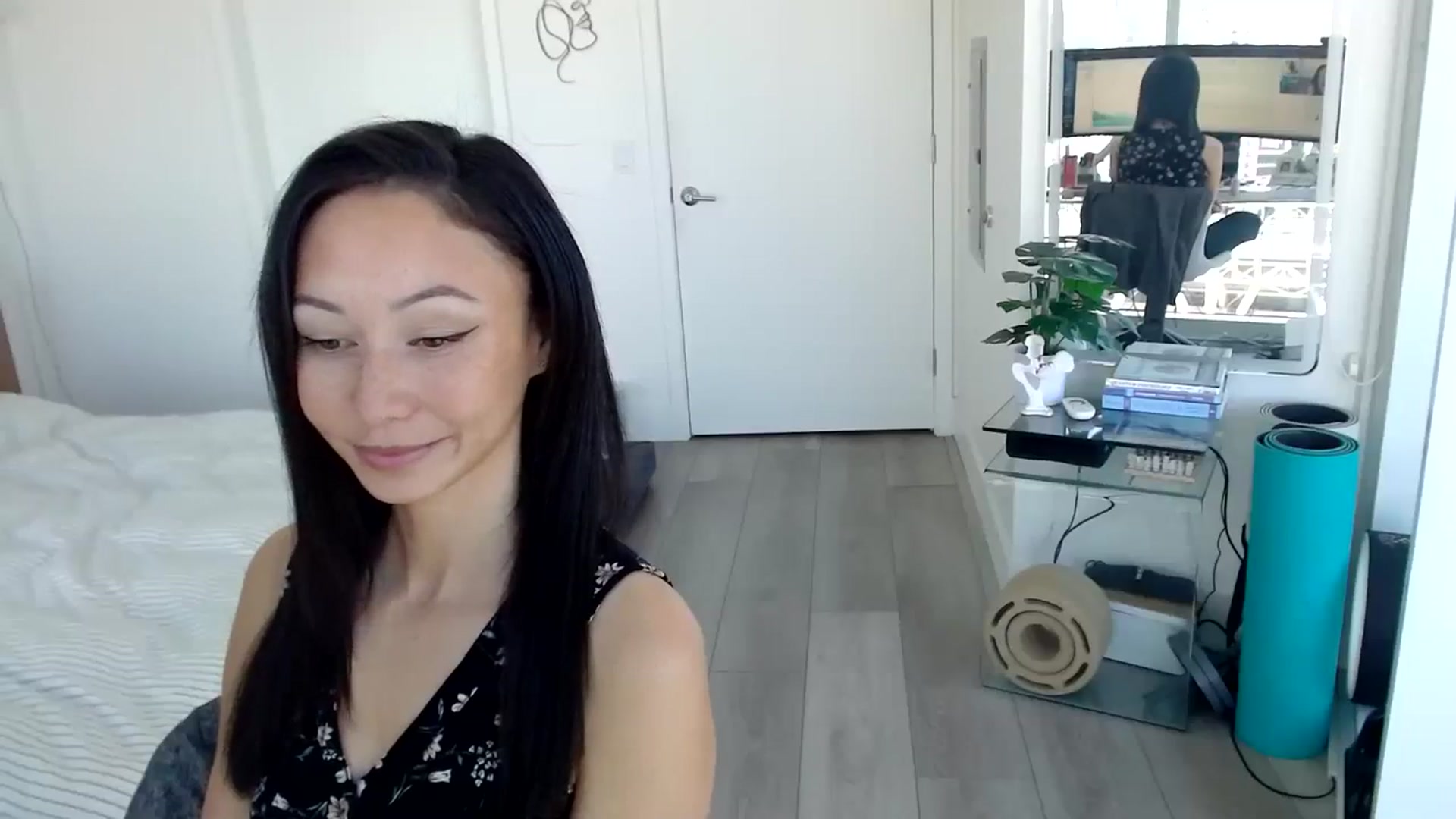 Gallery image thumbnail from Minnie_B00's myfreecams stream on, 03/26/2024, 21:33 image 5 of 20