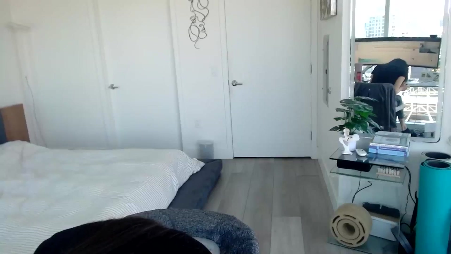 Gallery image thumbnail from Minnie_B00's myfreecams stream on, 03/27/2024, 21:26 image 13 of 20