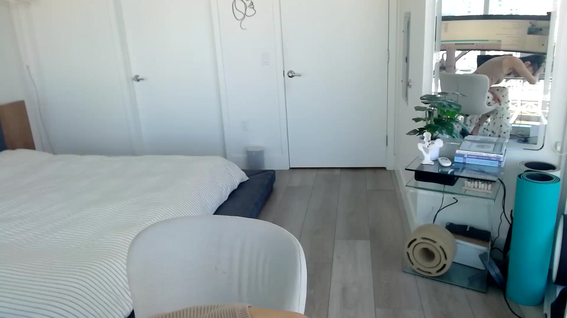 Gallery image thumbnail from Minnie_B00's myfreecams stream on, 03/29/2024, 19:02 image 2 of 20