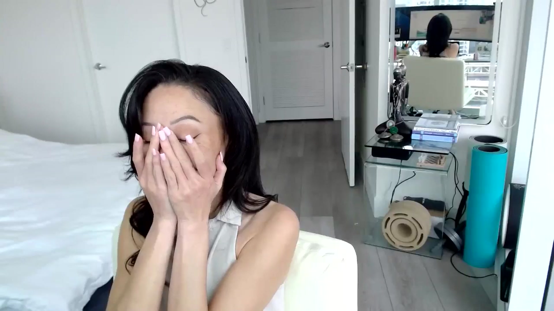 Gallery image thumbnail from Minnie_B00's myfreecams stream on, 05/02/2024, 19:51 image 9 of 20