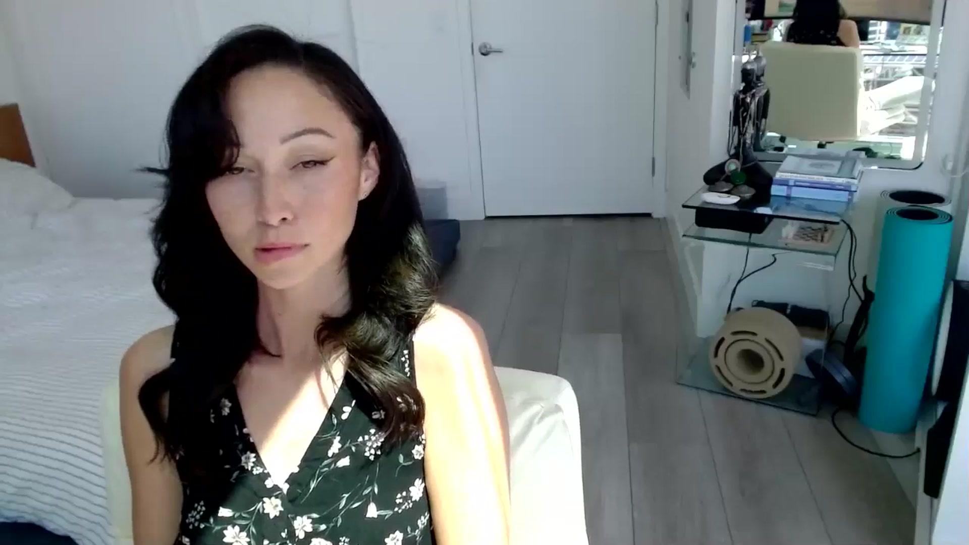 Gallery image thumbnail from Minnie_B00's myfreecams stream on, 05/06/2024, 22:20 image 13 of 20