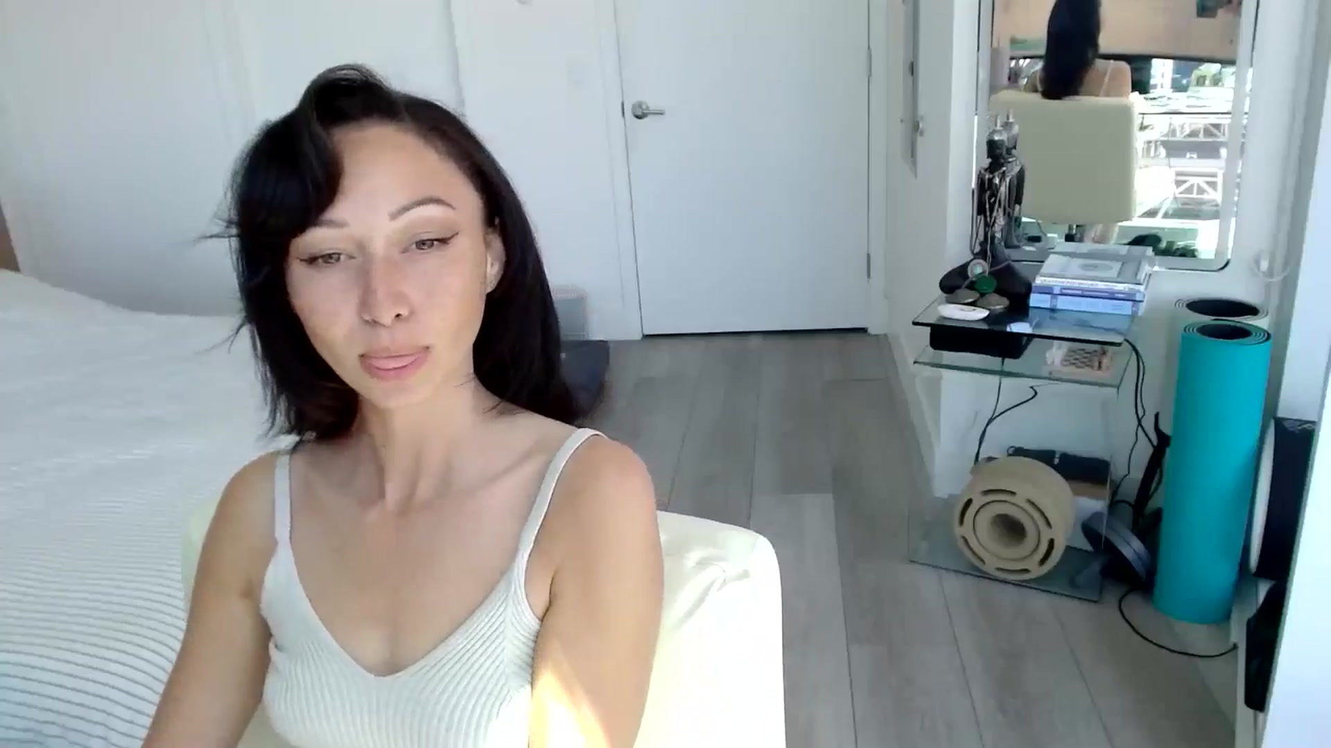 Gallery image thumbnail from Minnie_B00's myfreecams stream on, 05/07/2024, 21:10 image 13 of 20