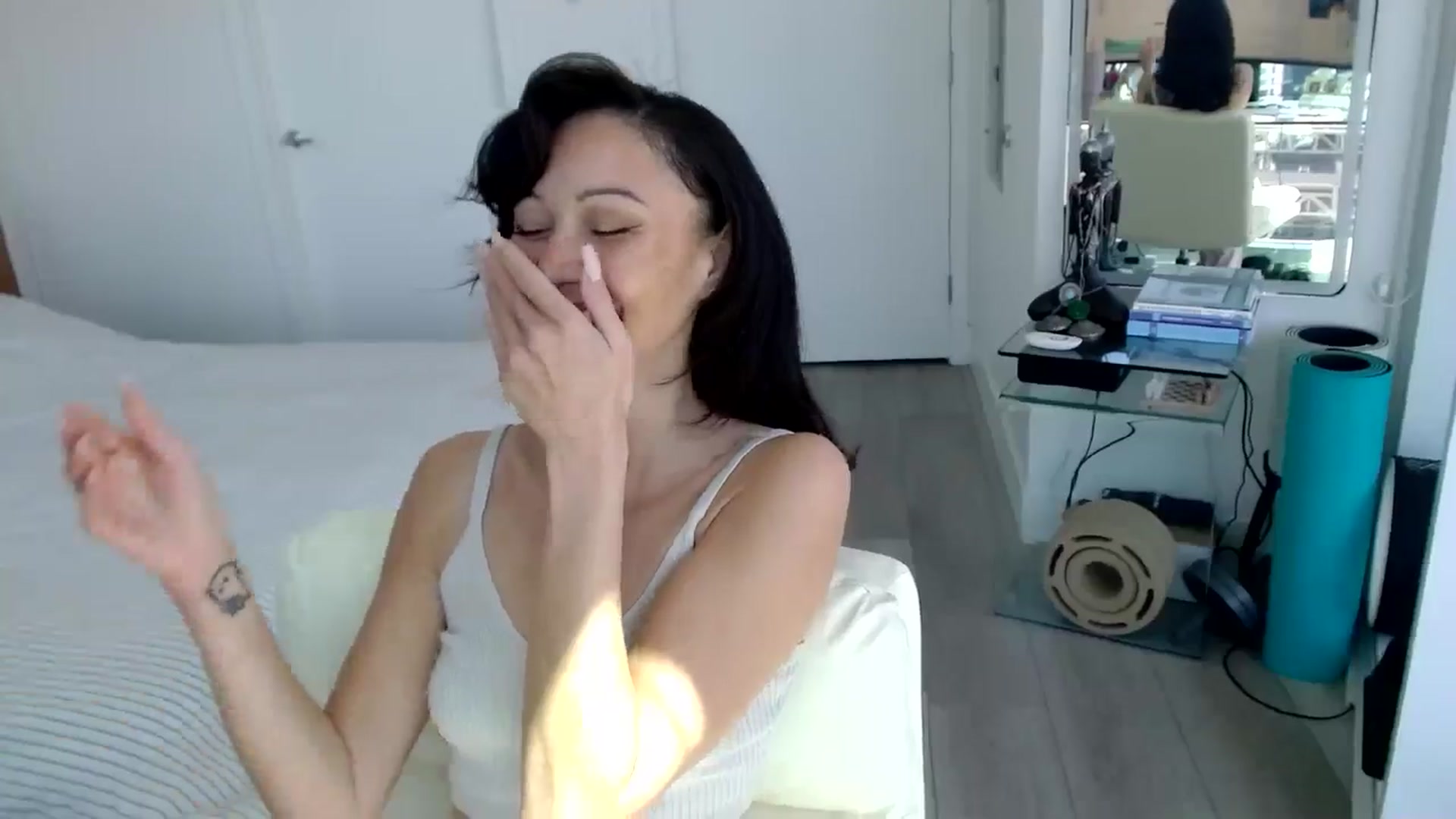 Gallery image thumbnail from Minnie_B00's myfreecams stream on, 05/07/2024, 21:10 image 15 of 20