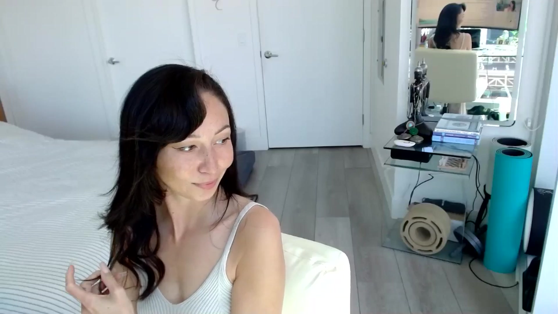 Gallery image thumbnail from Minnie_B00's myfreecams stream on, 05/07/2024, 21:10 image 10 of 20