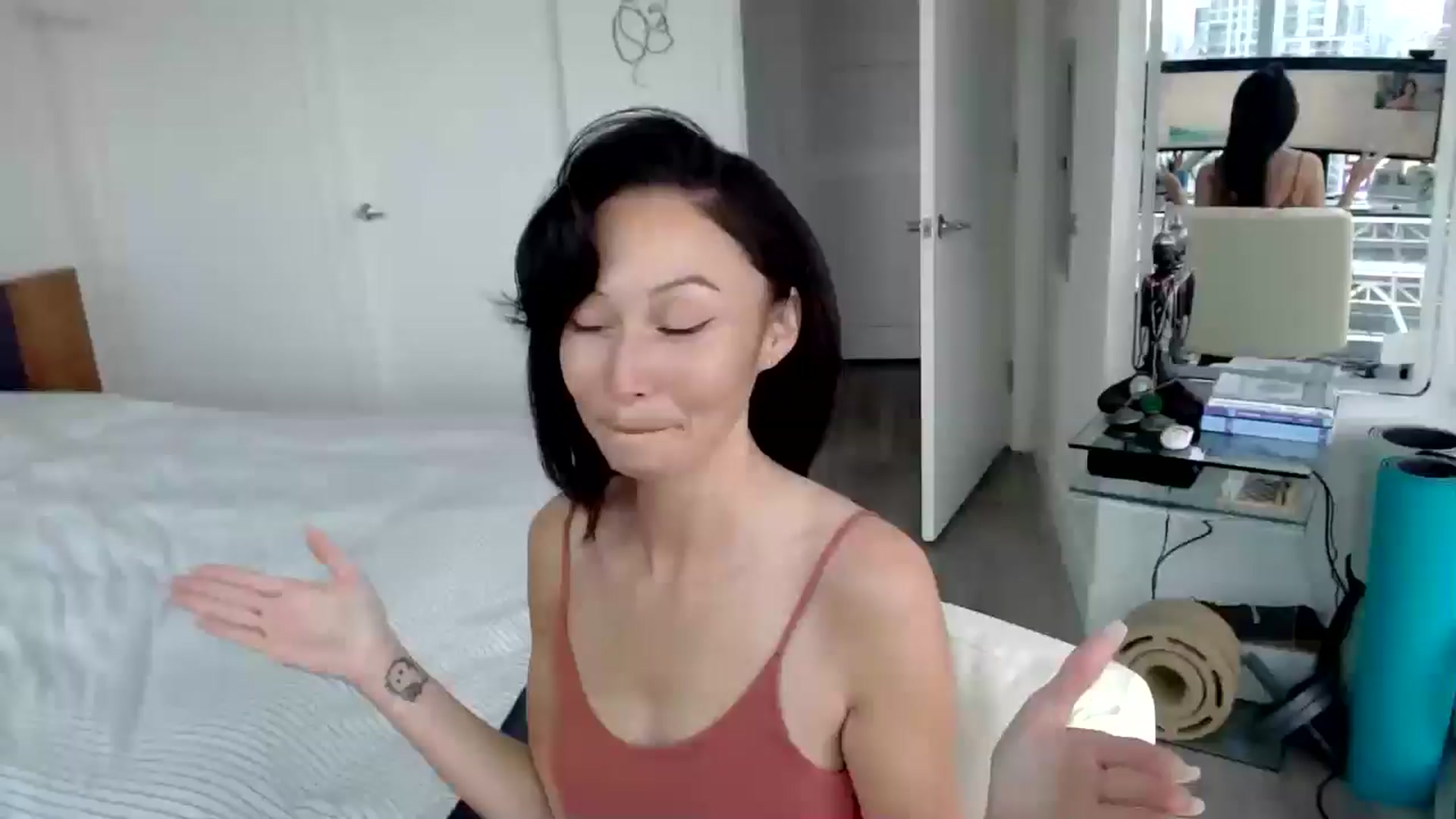 Gallery image thumbnail from Minnie_B00's myfreecams stream on, 05/15/2024, 19:43 image 10 of 20