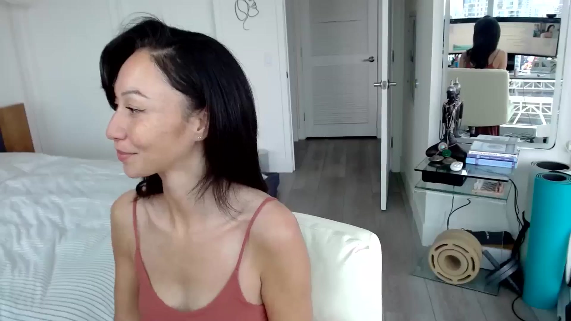 Gallery image thumbnail from Minnie_B00's myfreecams stream on, 05/15/2024, 19:43 image 20 of 20