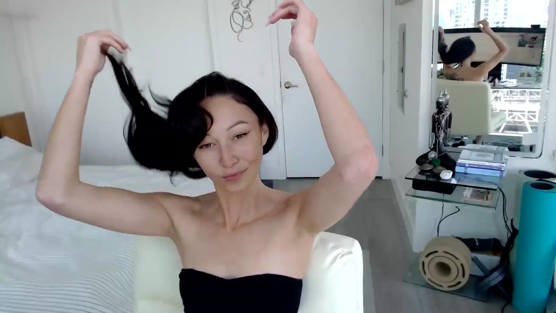 Gallery image thumbnail from Minnie_B00's myfreecams stream on, 05/16/2024, 19:19 image 14 of 20