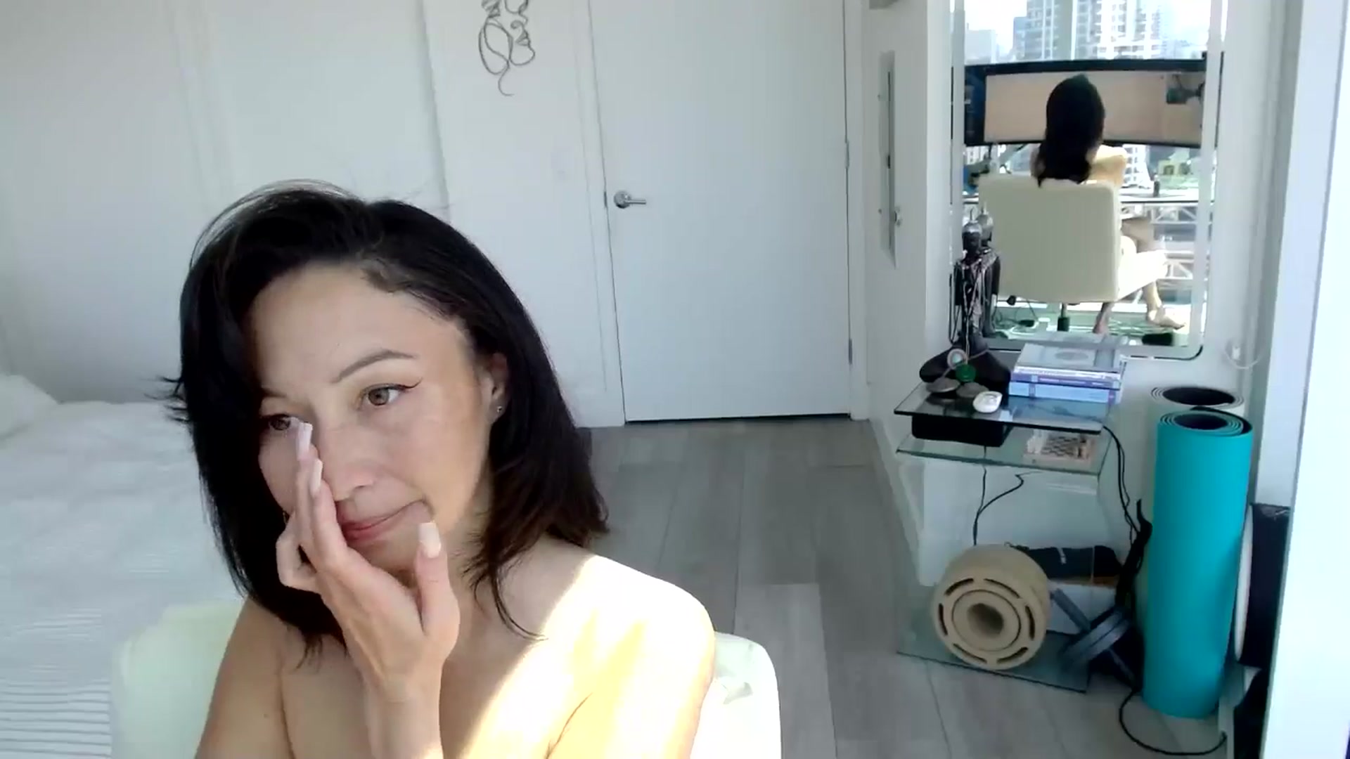 Gallery image thumbnail from Minnie_B00's myfreecams stream on, 05/16/2024, 21:29 image 15 of 20