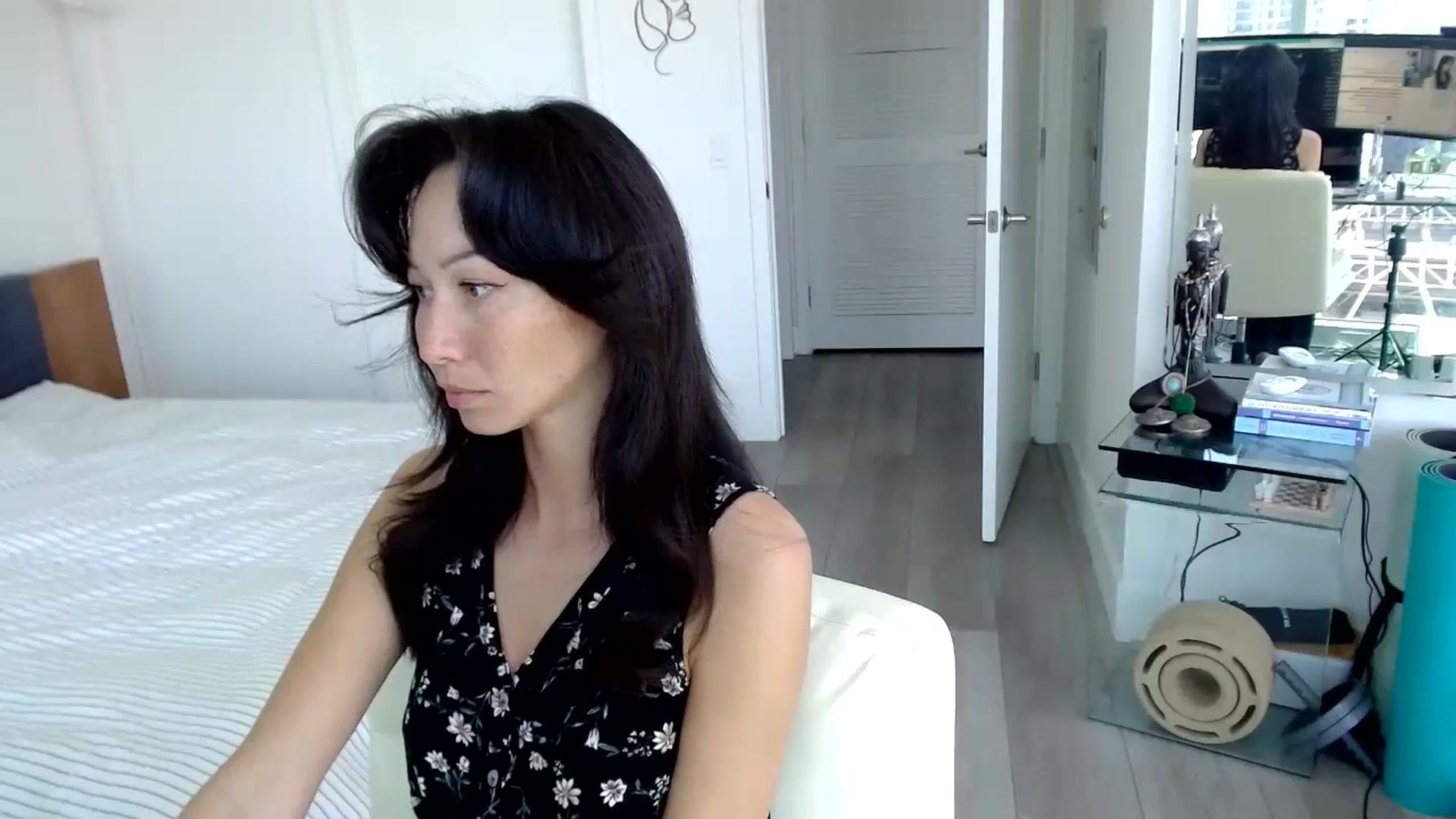 Gallery image thumbnail from Minnie_B00's myfreecams stream on, 05/21/2024, 20:43 image 16 of 20
