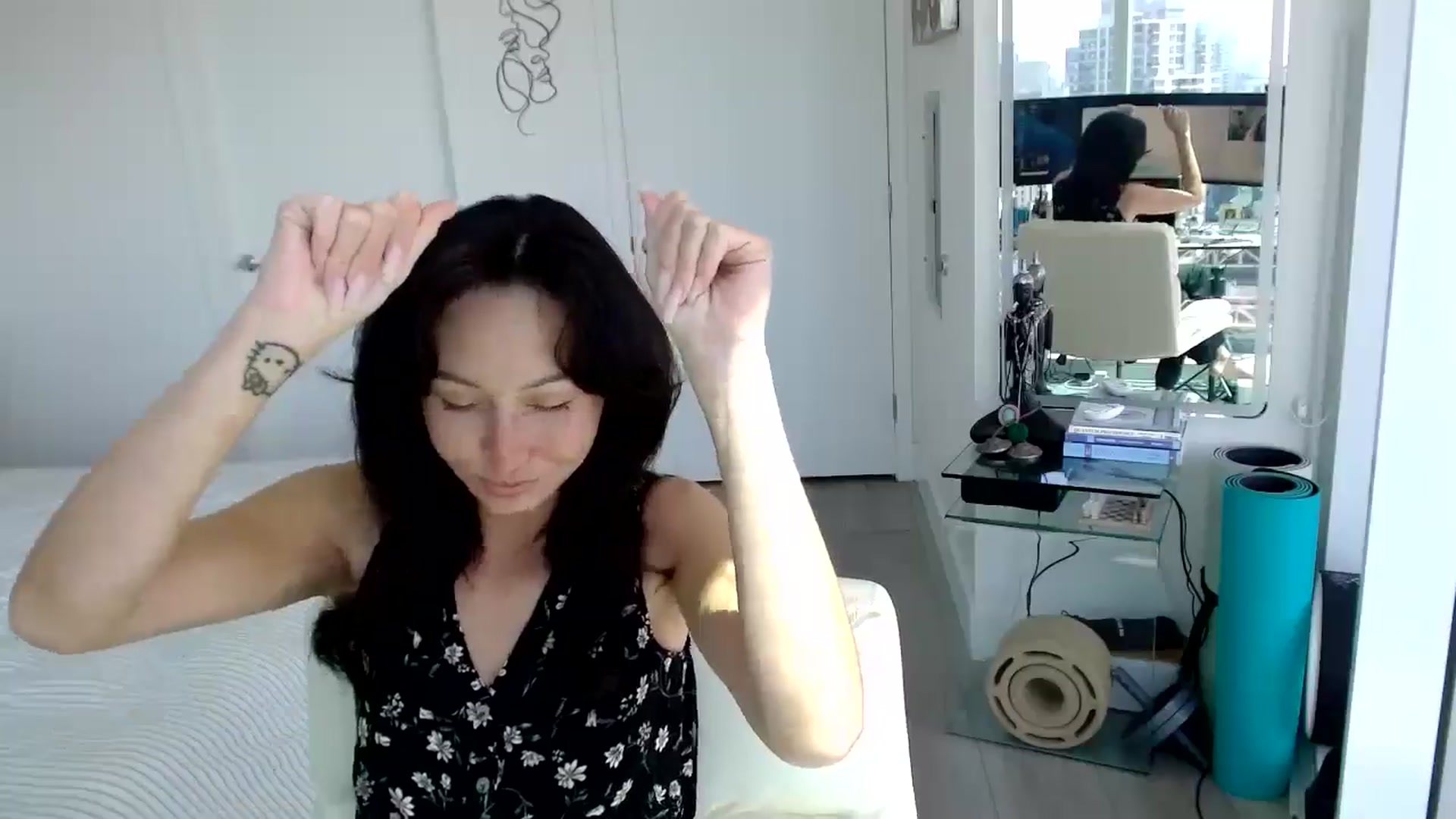 Gallery image thumbnail from Minnie_B00's myfreecams stream on, 05/21/2024, 21:29 image 17 of 20