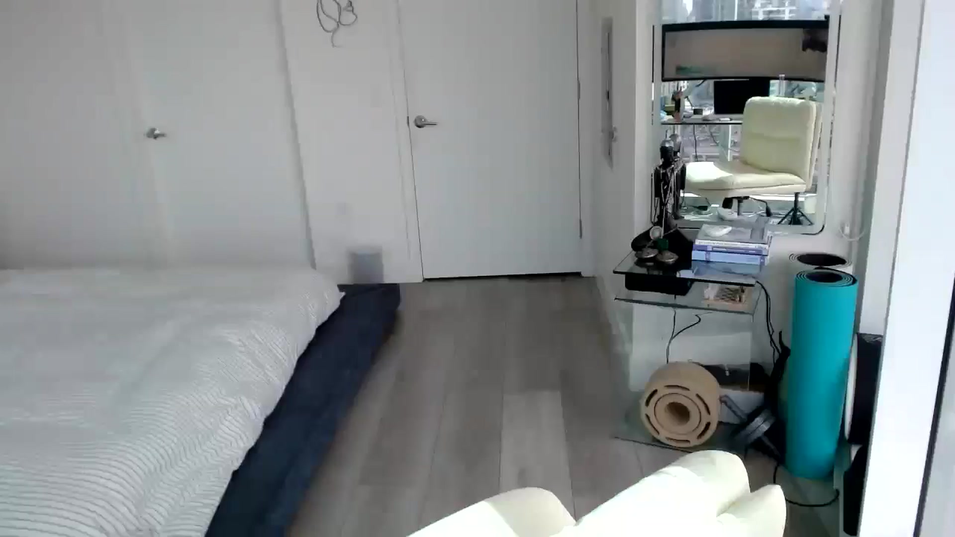Gallery image thumbnail from Minnie_B00's myfreecams stream on, 05/22/2024, 22:02 image 19 of 20