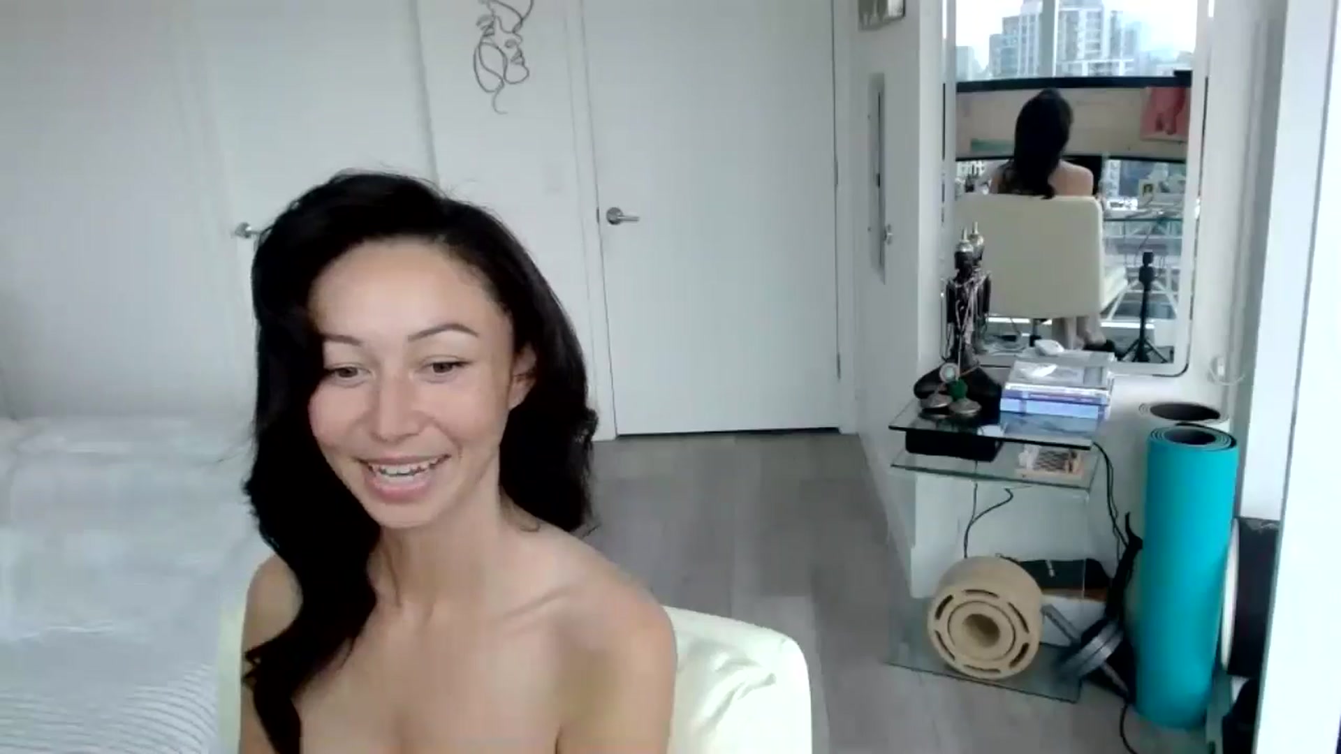 Gallery image thumbnail from Minnie_B00's myfreecams stream on, 05/22/2024, 22:33 image 18 of 20