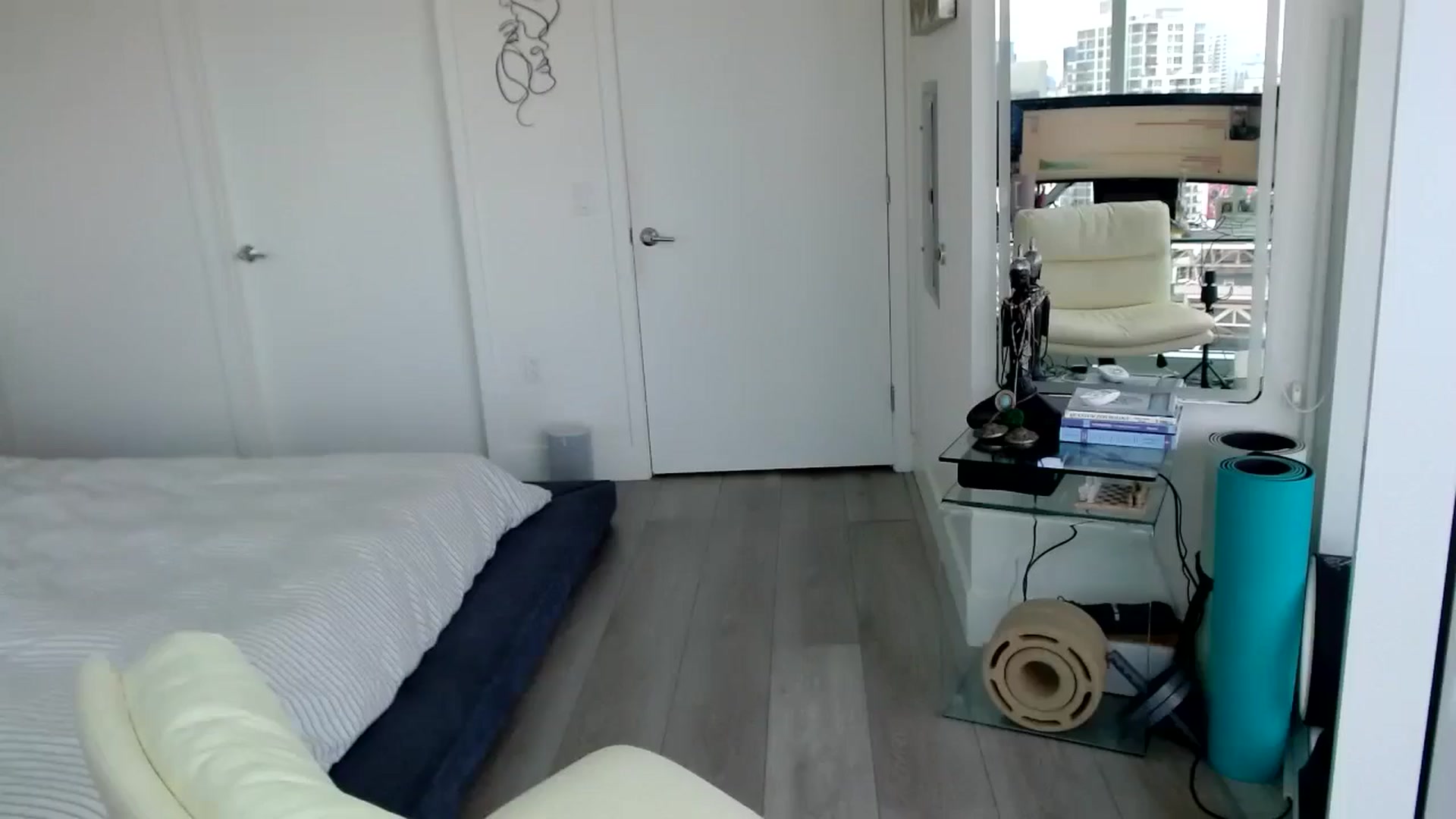 Gallery image thumbnail from Minnie_B00's myfreecams stream on, 05/23/2024, 20:42 image 5 of 20