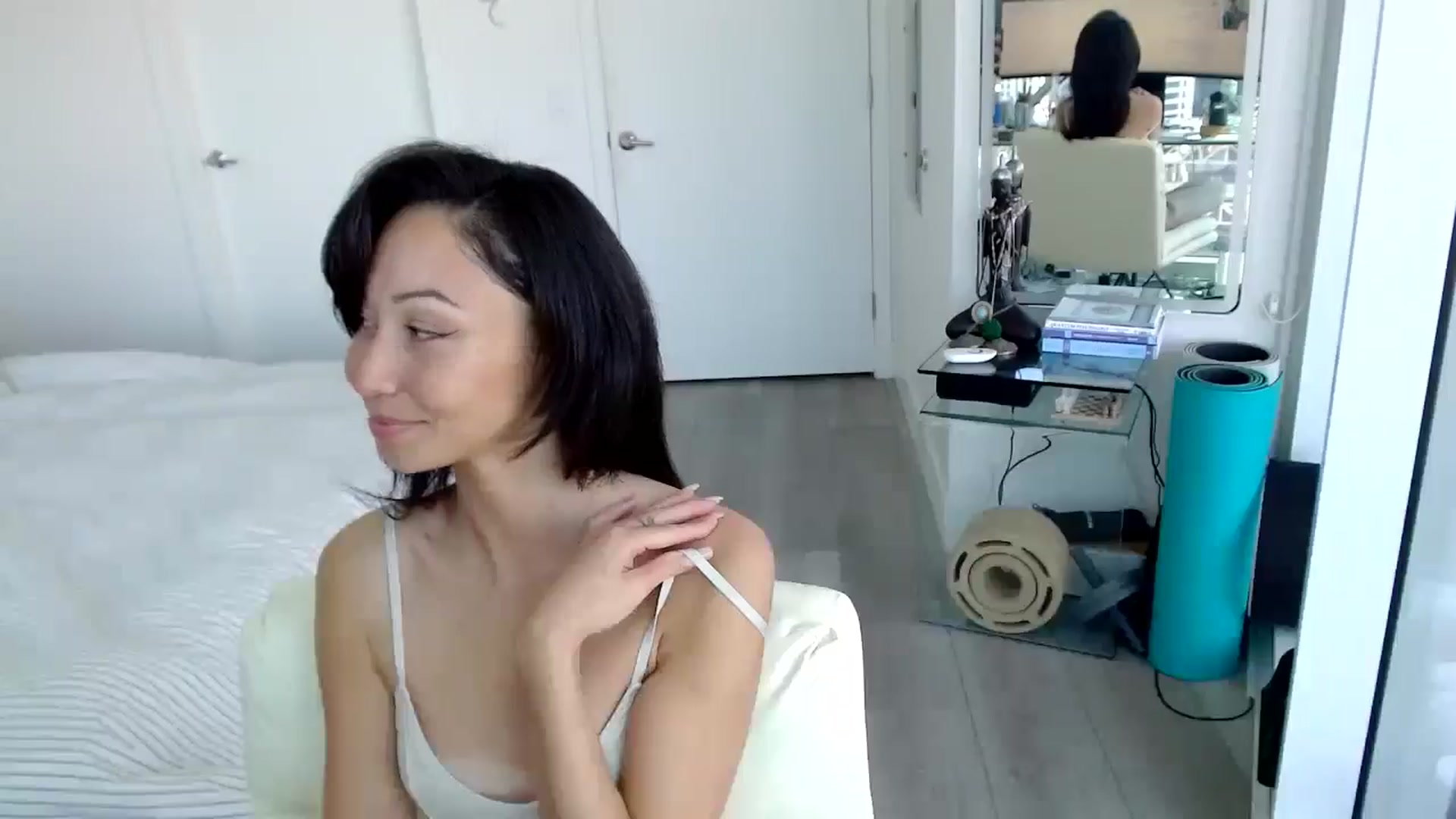 Gallery image thumbnail from Minnie_B00's myfreecams stream on, 05/28/2024, 21:06 image 13 of 20