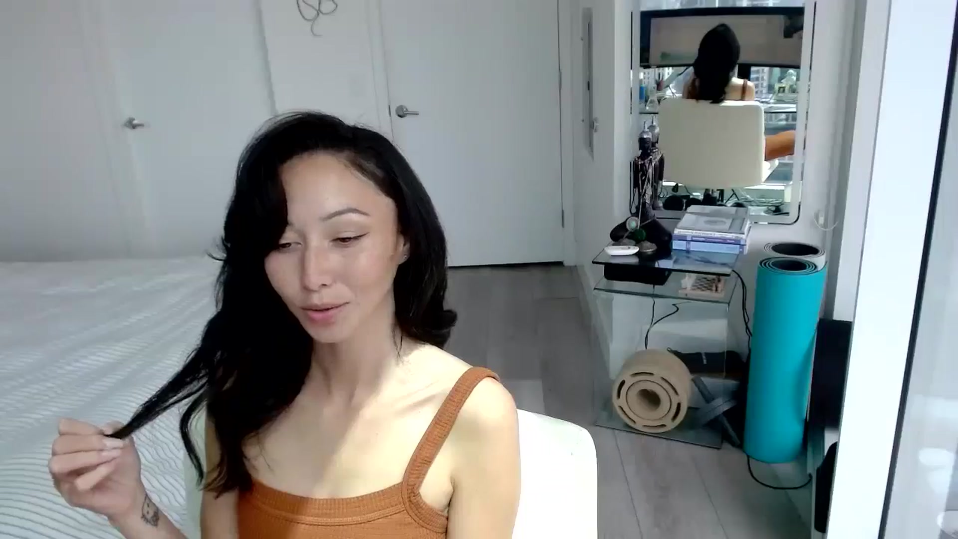 Gallery image thumbnail from Minnie_B00's myfreecams stream on, 05/30/2024, 21:54 image 14 of 20