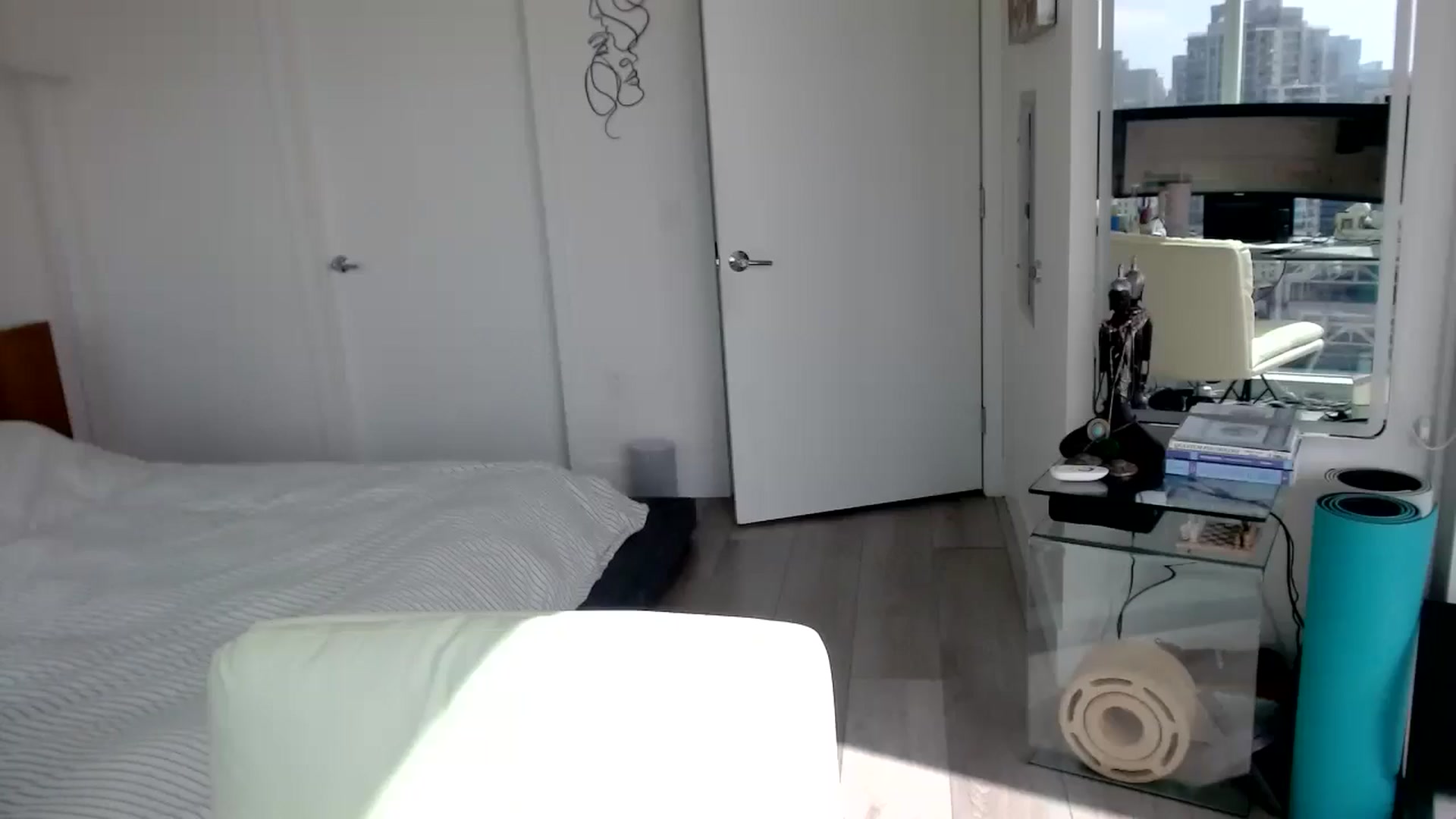 Gallery image thumbnail from Minnie_B00's myfreecams stream on, 05/30/2024, 22:52 image 17 of 20