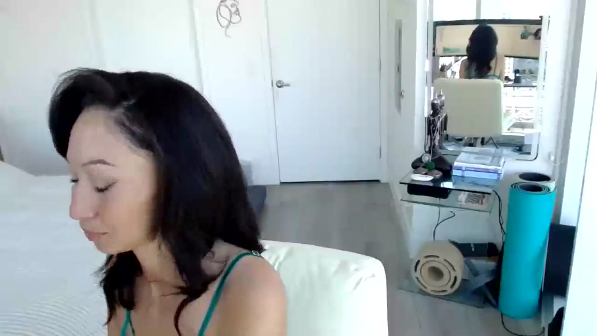 Gallery image thumbnail from Minnie_B00's myfreecams stream on, 06/01/2024, 19:16 image 8 of 20