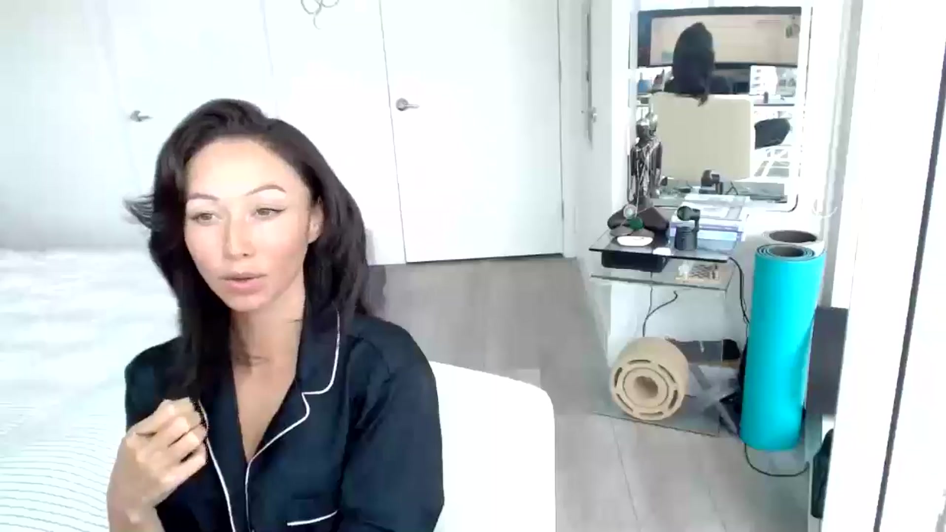 Gallery image thumbnail from Minnie_B00's myfreecams stream on, 06/03/2024, 20:13 image 16 of 20
