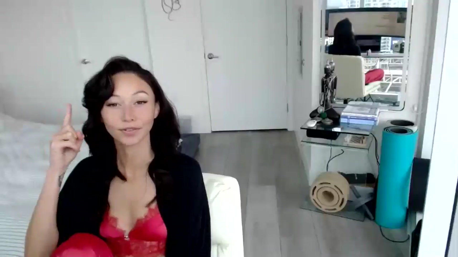 Gallery image thumbnail from Minnie_B00's myfreecams stream on, 06/04/2024, 19:52 image 15 of 20