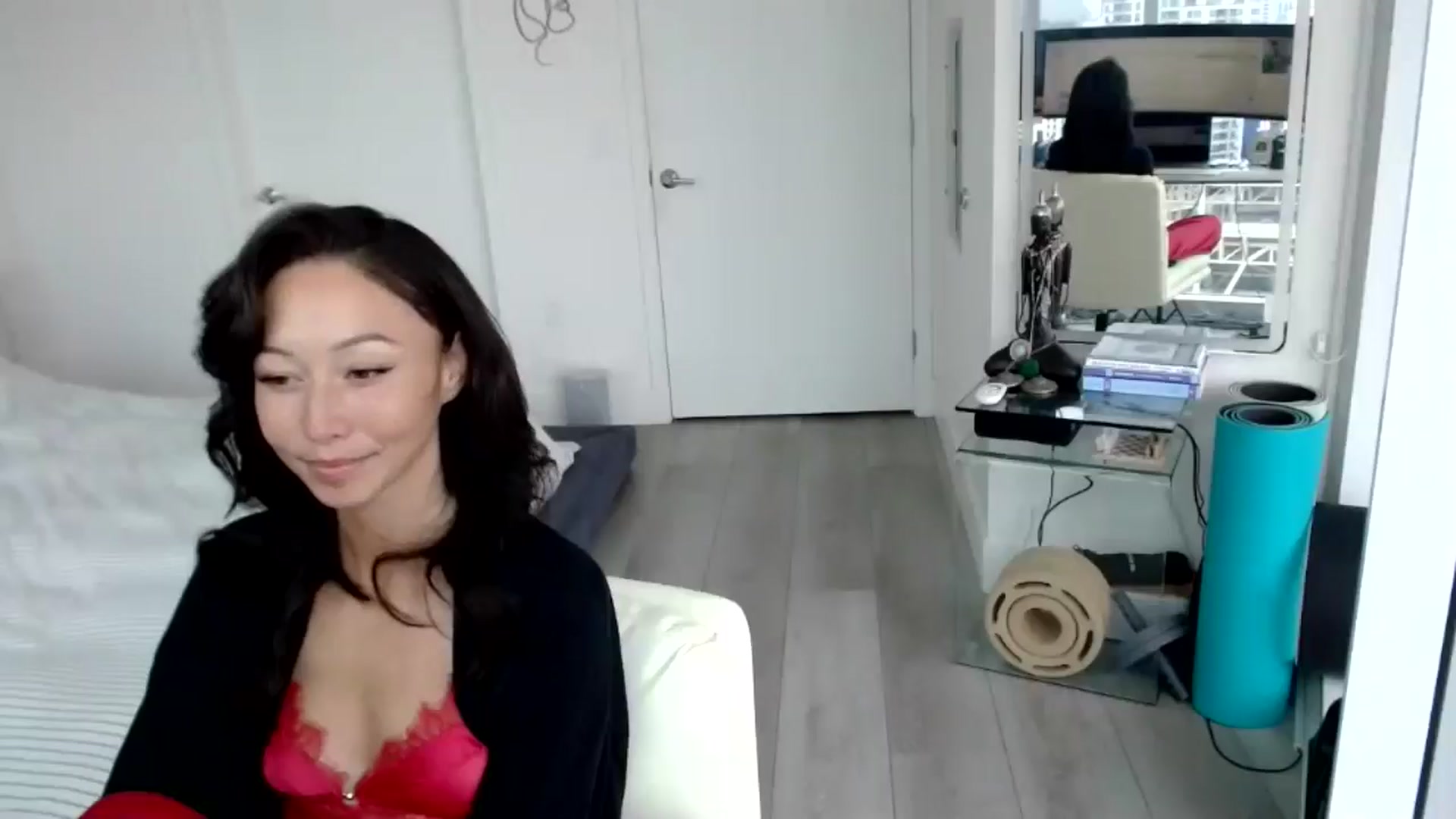 Gallery image thumbnail from Minnie_B00's myfreecams stream on, 06/04/2024, 19:52 image 19 of 20