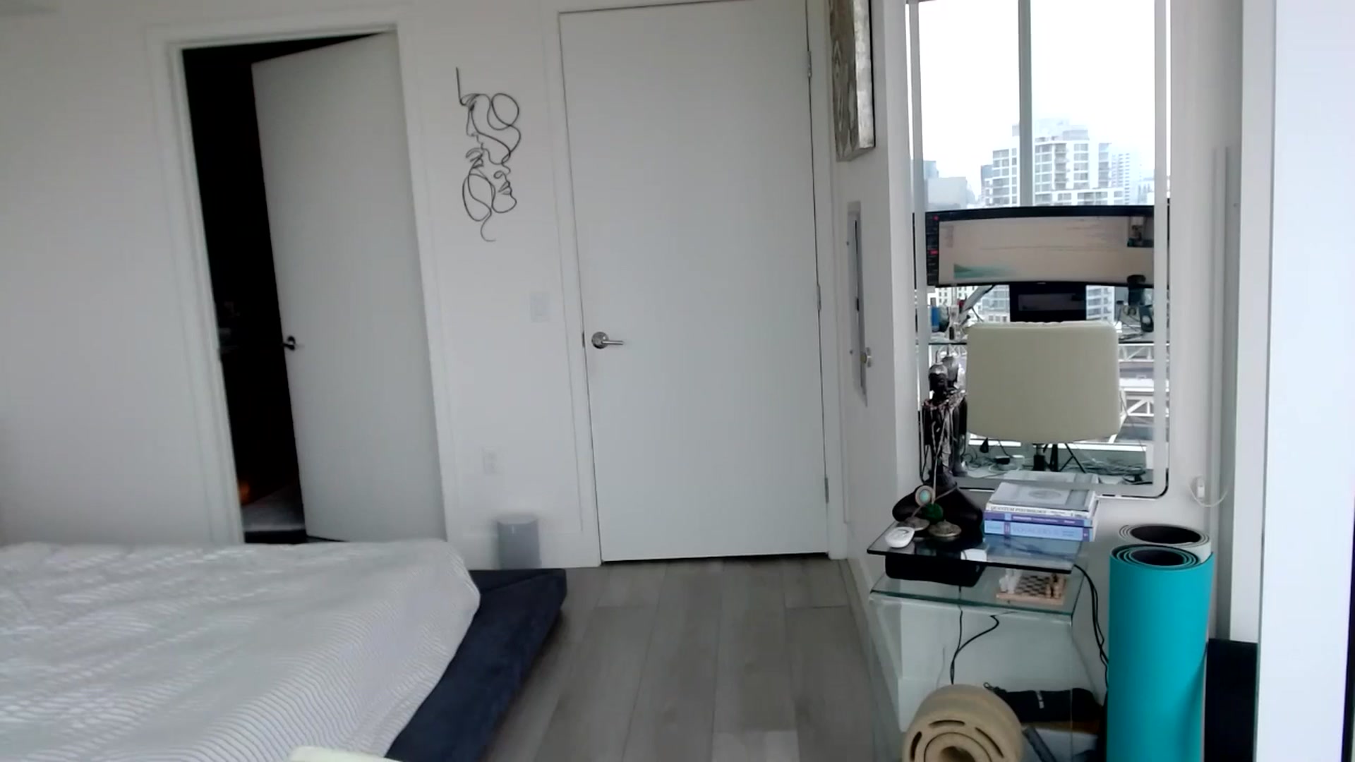 Gallery image thumbnail from Minnie_B00's myfreecams stream on, 06/05/2024, 19:25 image 2 of 20