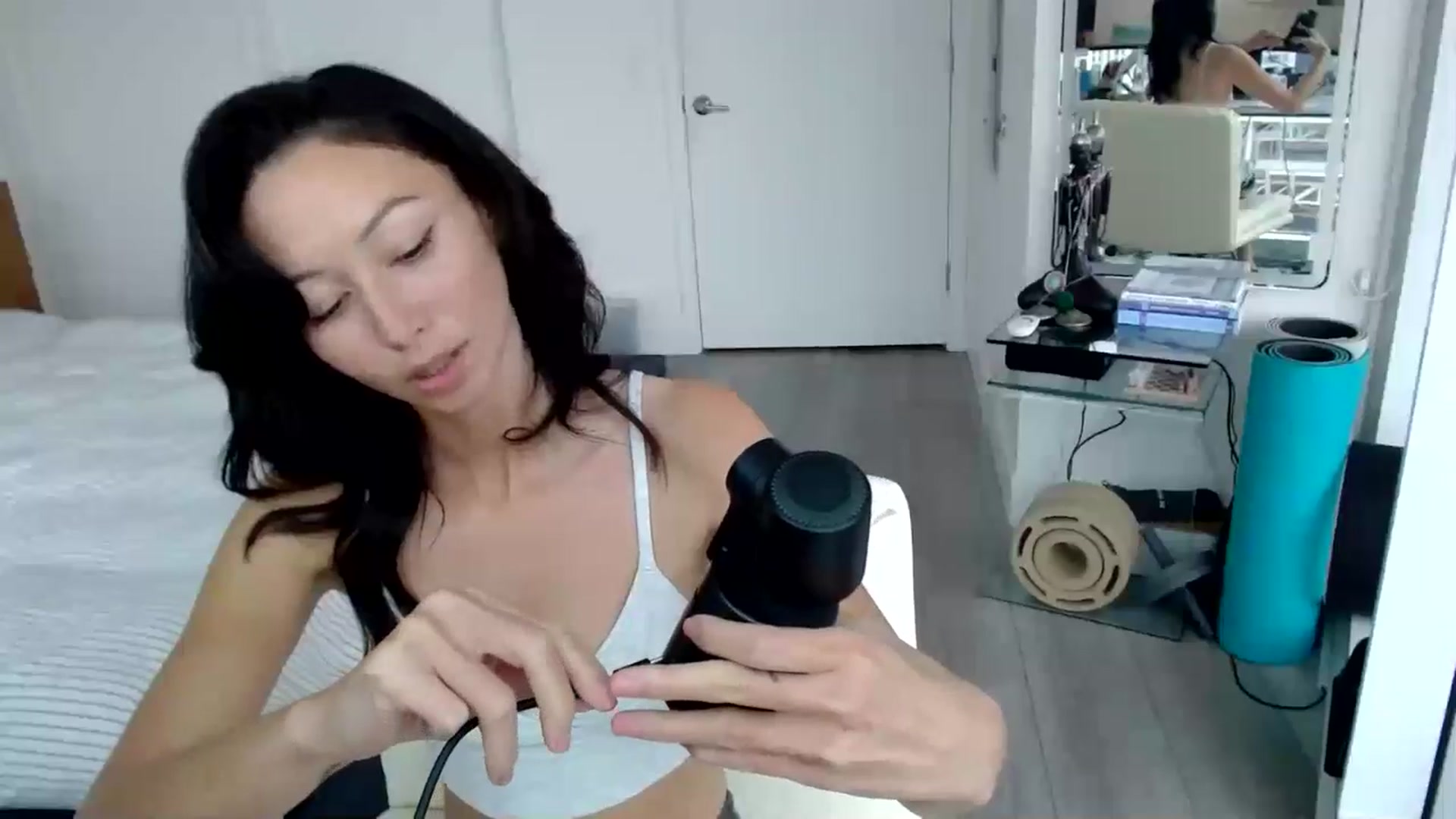 Gallery image thumbnail from Minnie_B00's myfreecams stream on, 06/05/2024, 20:11 image 9 of 20