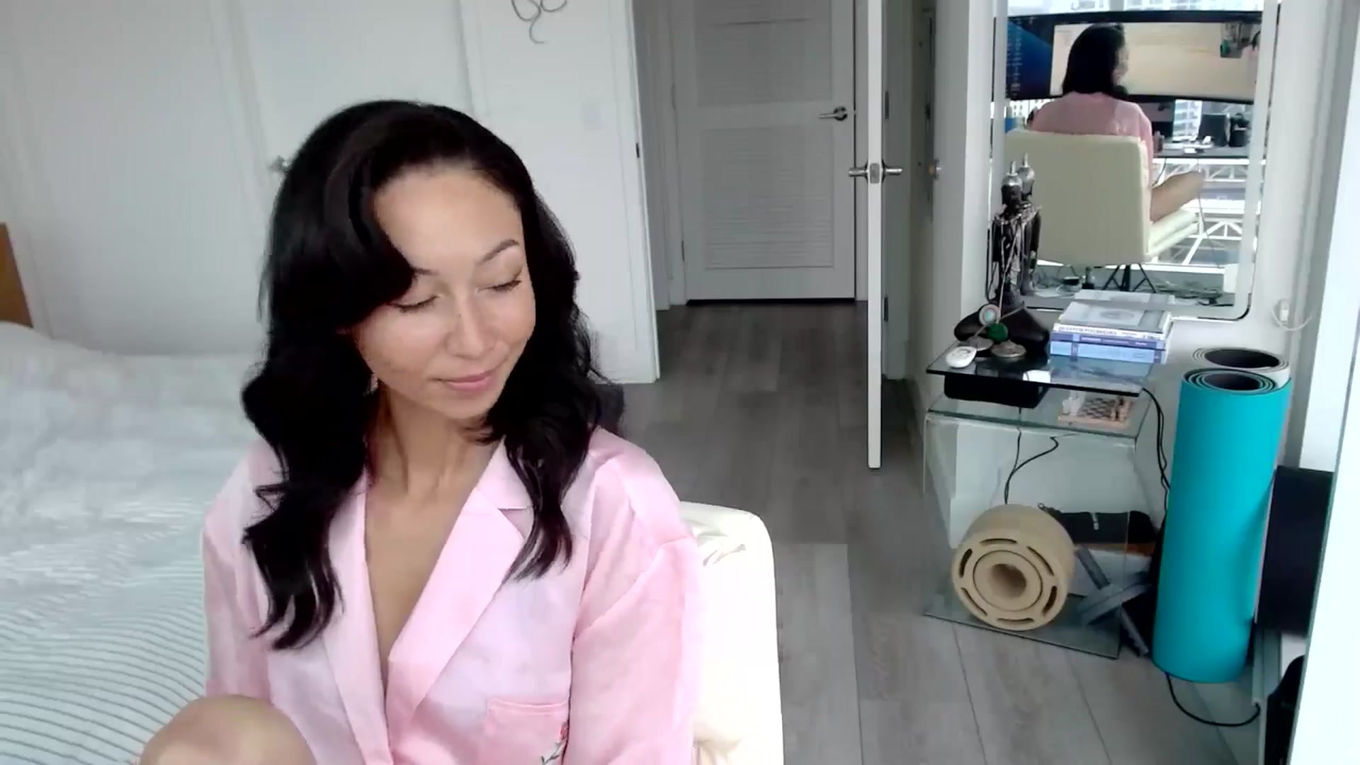 Gallery image thumbnail from Minnie_B00's myfreecams stream on, 06/06/2024, 18:41 image 11 of 20