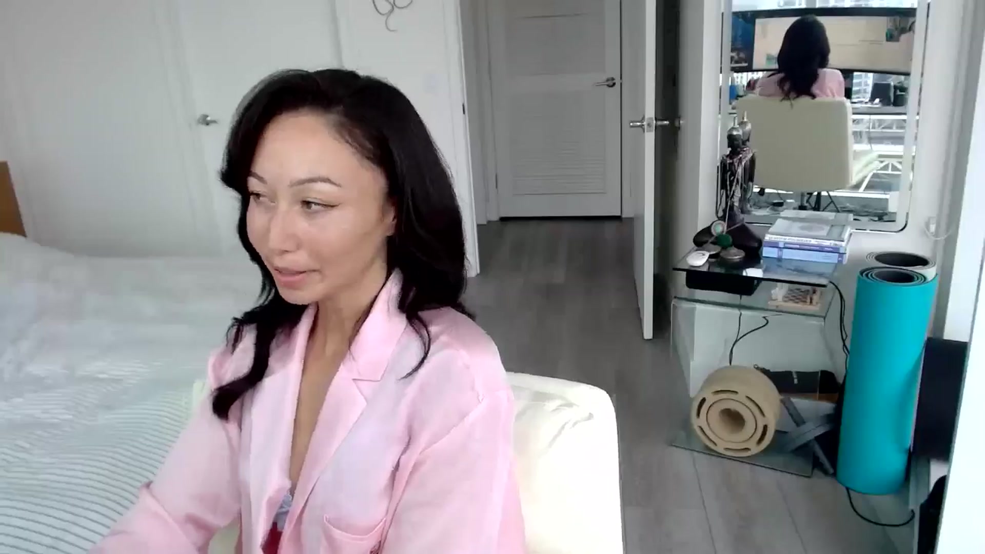 Gallery image thumbnail from Minnie_B00's myfreecams stream on, 06/06/2024, 19:33 image 18 of 20
