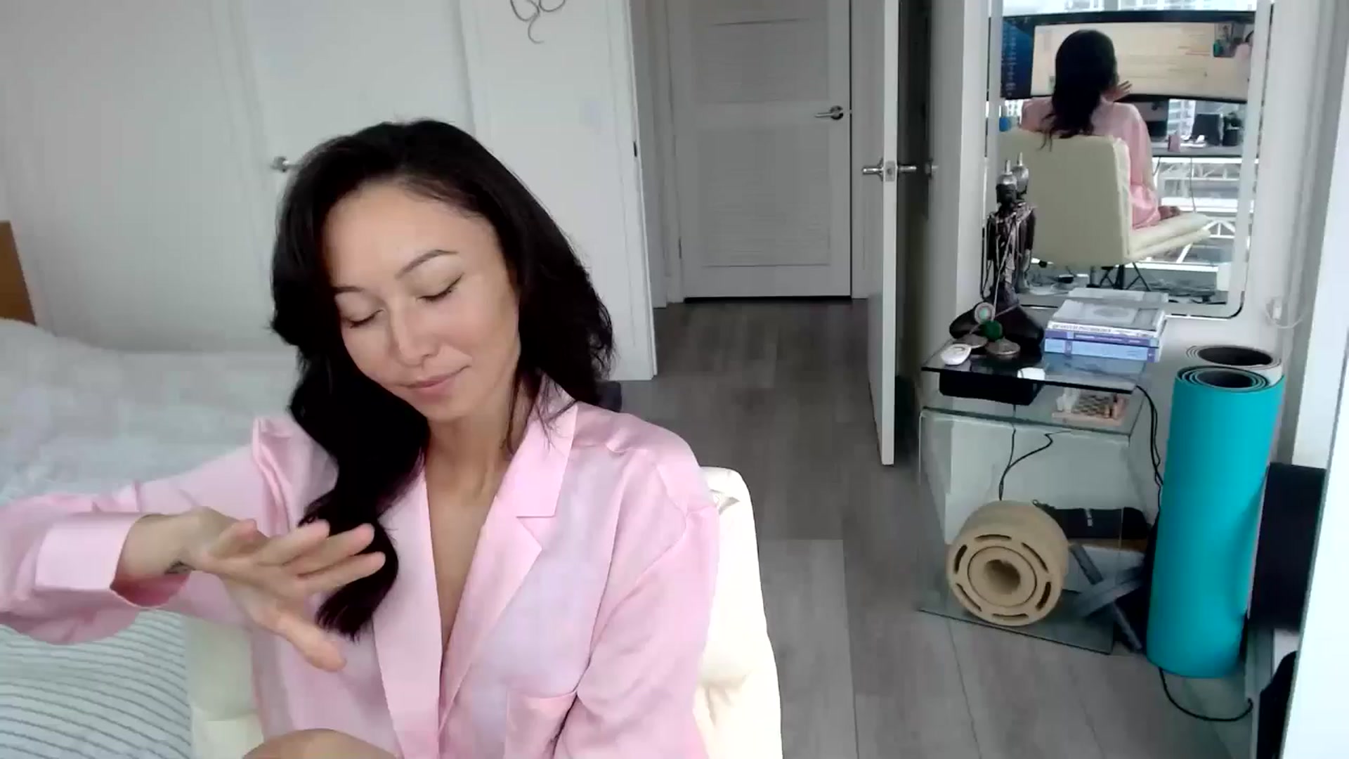 Gallery image thumbnail from Minnie_B00's myfreecams stream on, 06/06/2024, 19:33 image 12 of 20
