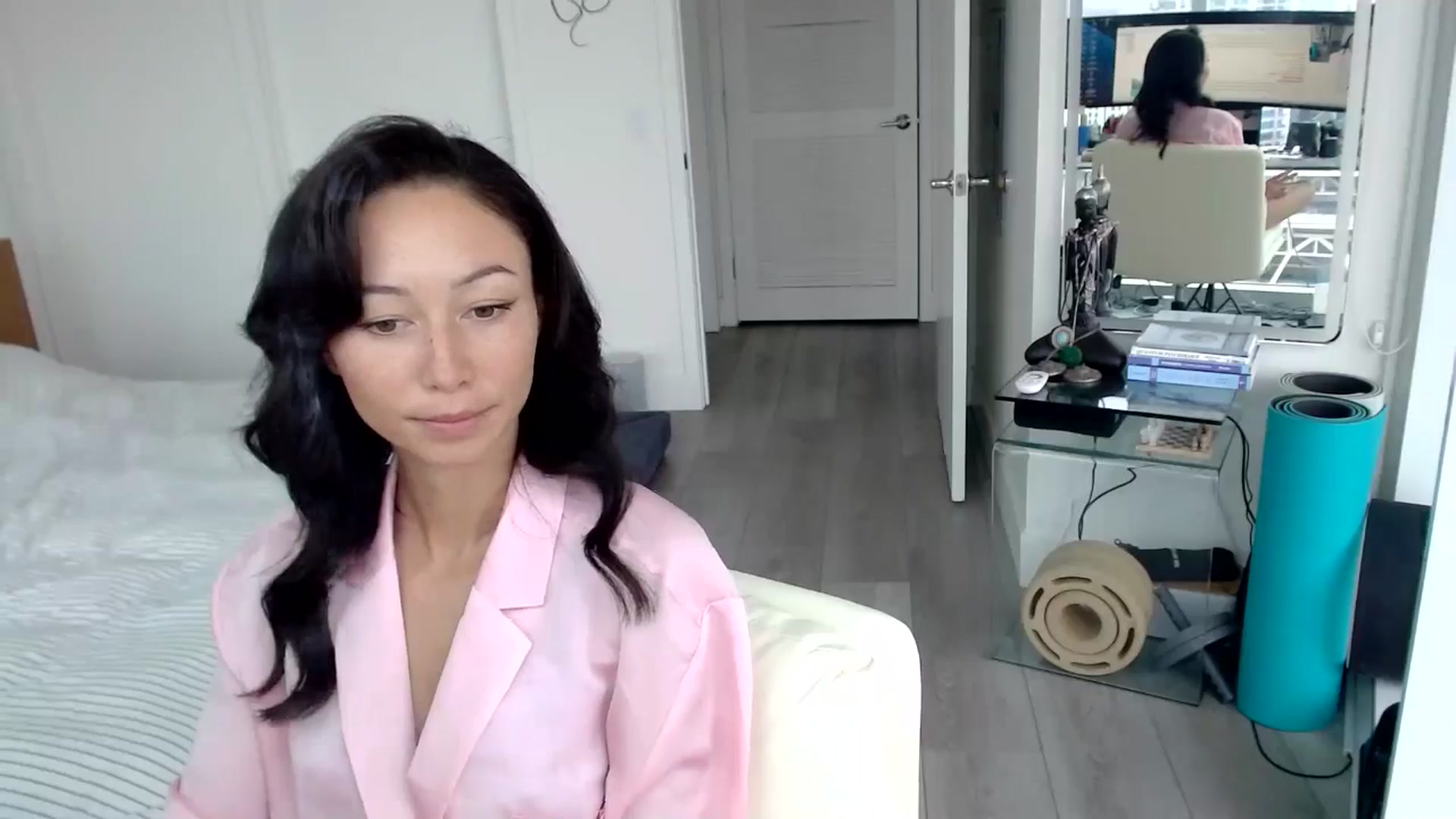Gallery image thumbnail from Minnie_B00's myfreecams stream on, 06/06/2024, 19:33 image 5 of 20