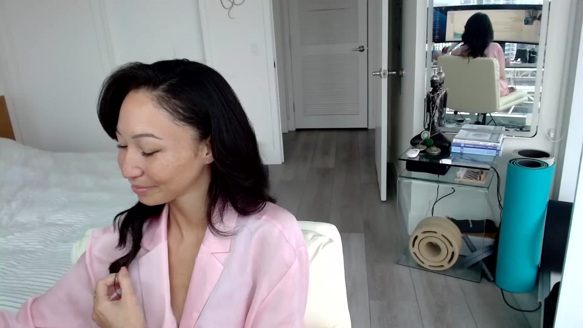 Gallery image thumbnail from Minnie_B00's myfreecams stream on, 06/06/2024, 19:33 image 13 of 20