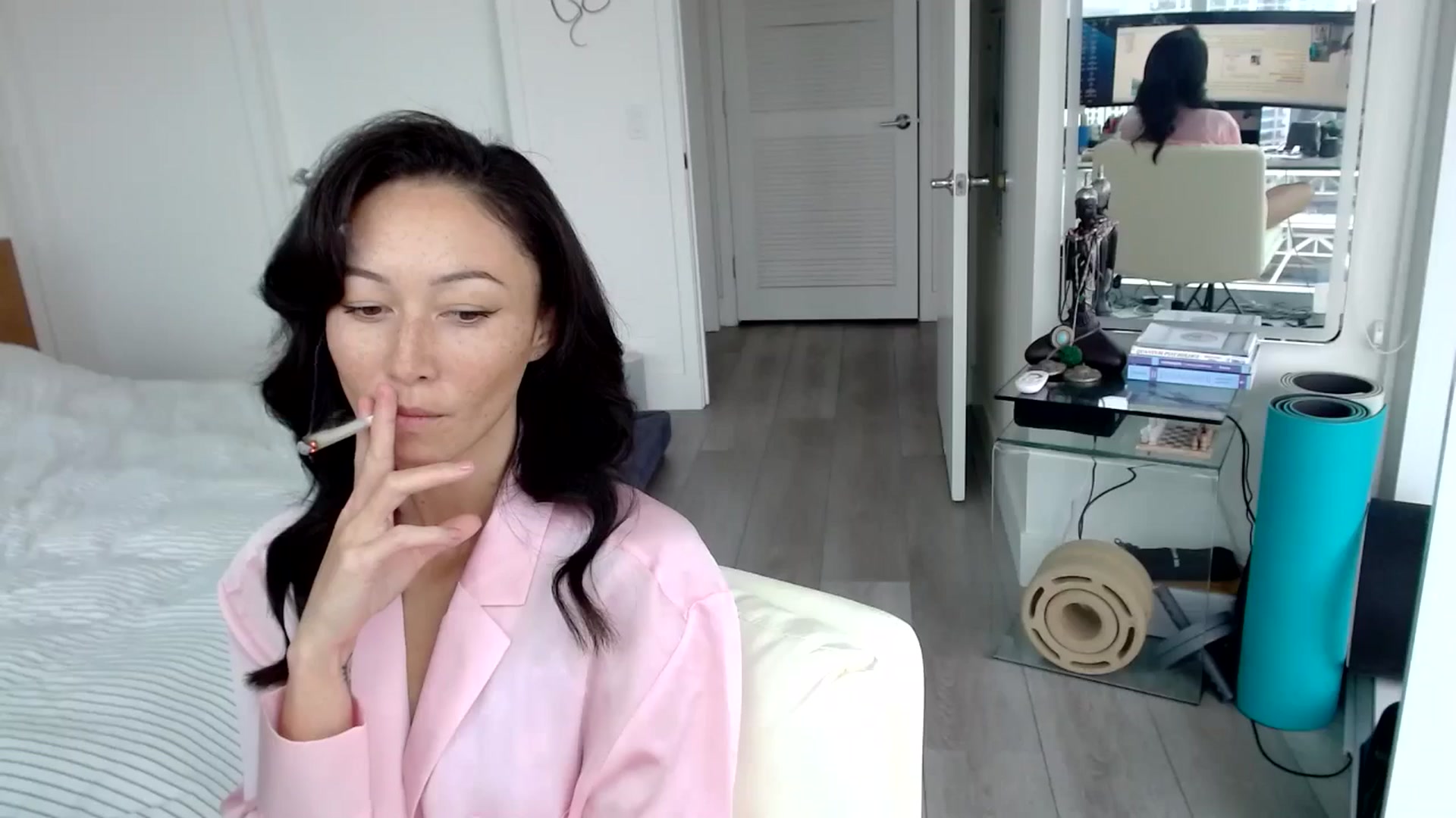 Gallery image thumbnail from Minnie_B00's myfreecams stream on, 06/06/2024, 19:33 image 6 of 20