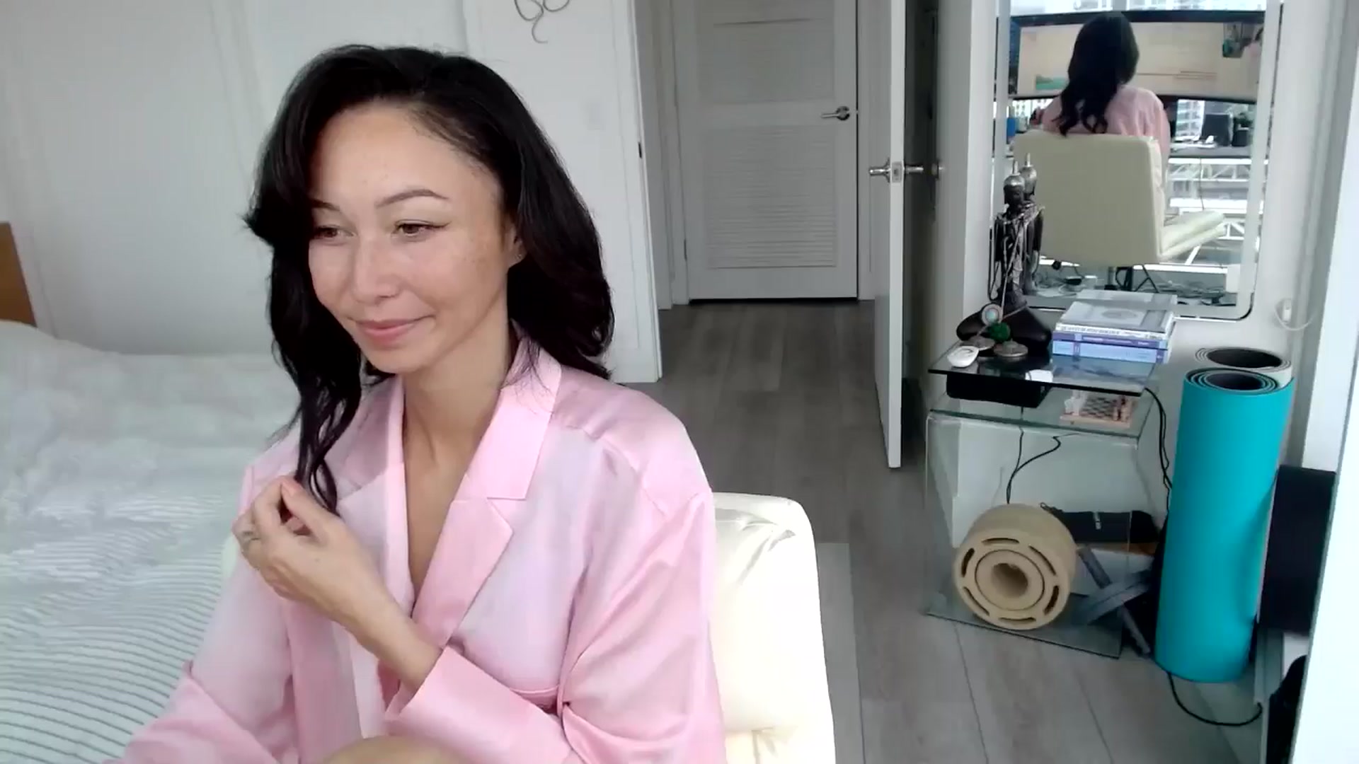 Gallery image thumbnail from Minnie_B00's myfreecams stream on, 06/06/2024, 21:16 image 3 of 20