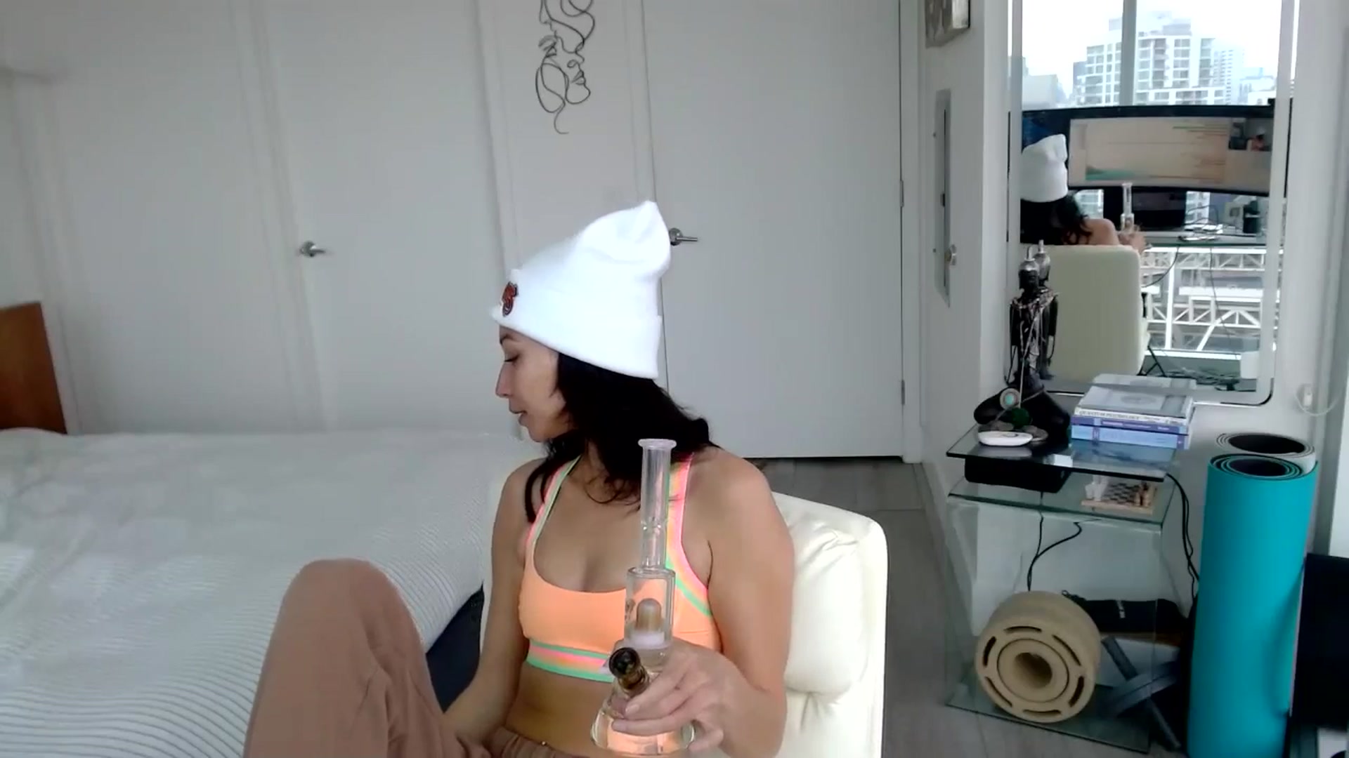Gallery image thumbnail from Minnie_B00's myfreecams stream on, 06/10/2024, 18:14 image 6 of 20