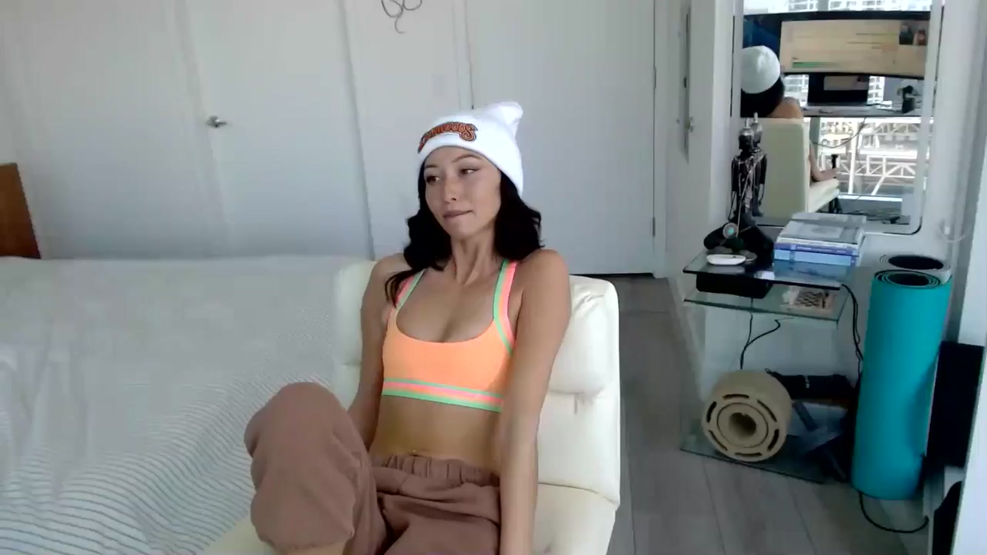 Gallery image thumbnail from Minnie_B00's myfreecams stream on, 06/10/2024, 19:53 image 11 of 20