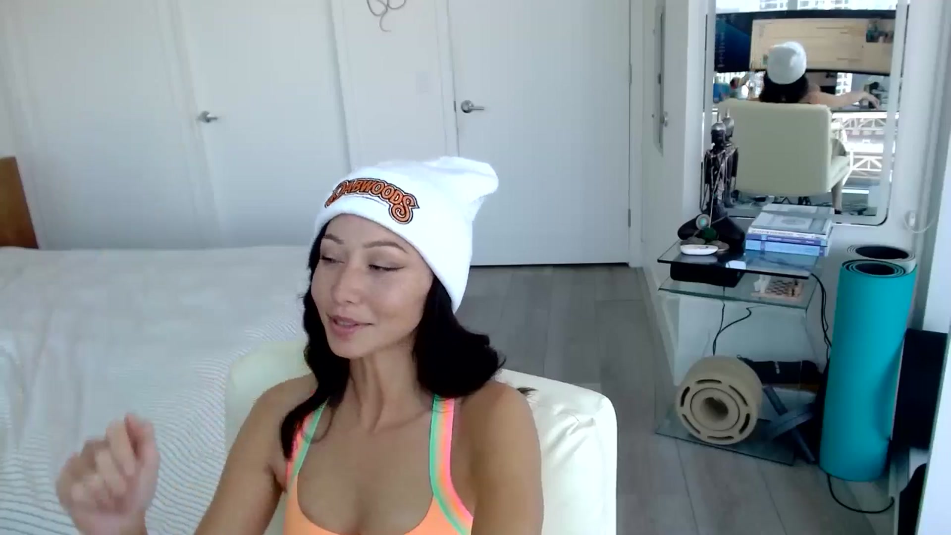 Gallery image thumbnail from Minnie_B00's myfreecams stream on, 06/10/2024, 19:53 image 13 of 20