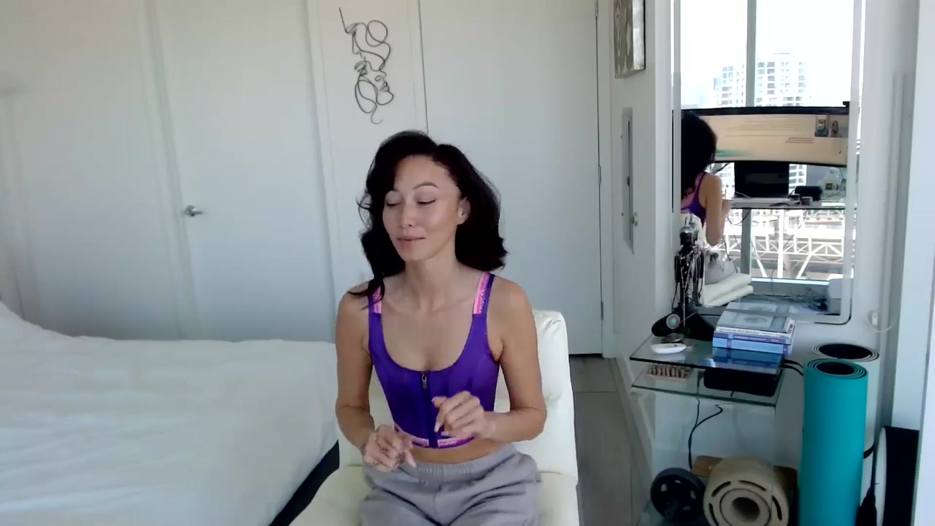 Gallery image thumbnail from Minnie_B00's myfreecams stream on, 06/20/2024, 19:15 image 11 of 20