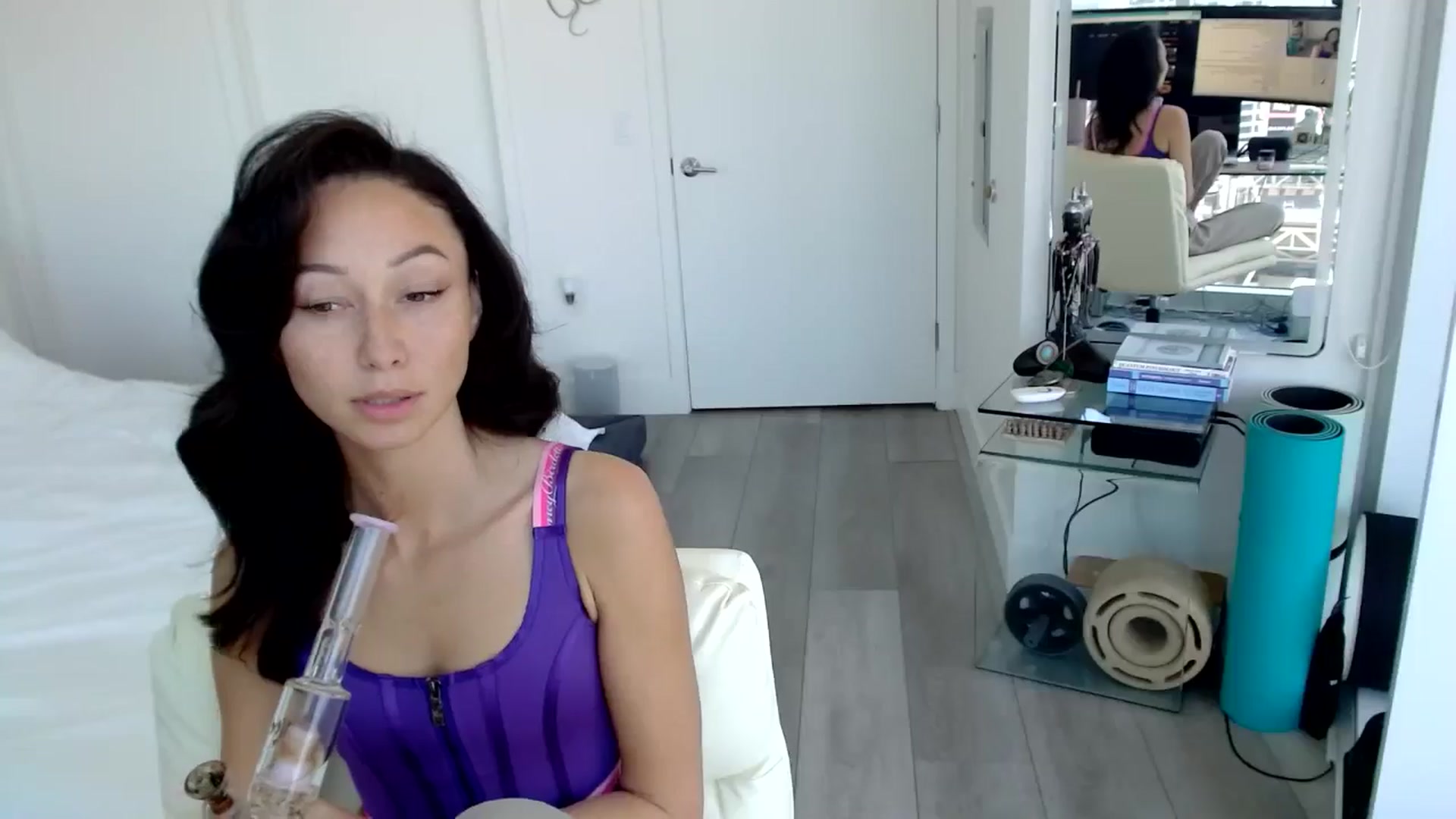 Gallery image thumbnail from Minnie_B00's myfreecams stream on, 06/20/2024, 20:36 image 5 of 20