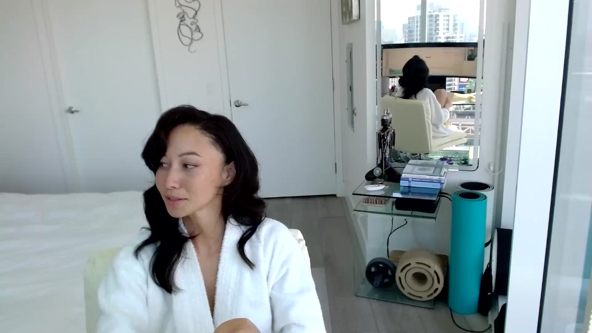 Gallery image thumbnail from Minnie_B00's myfreecams stream on, 06/20/2024, 21:08 image 16 of 20