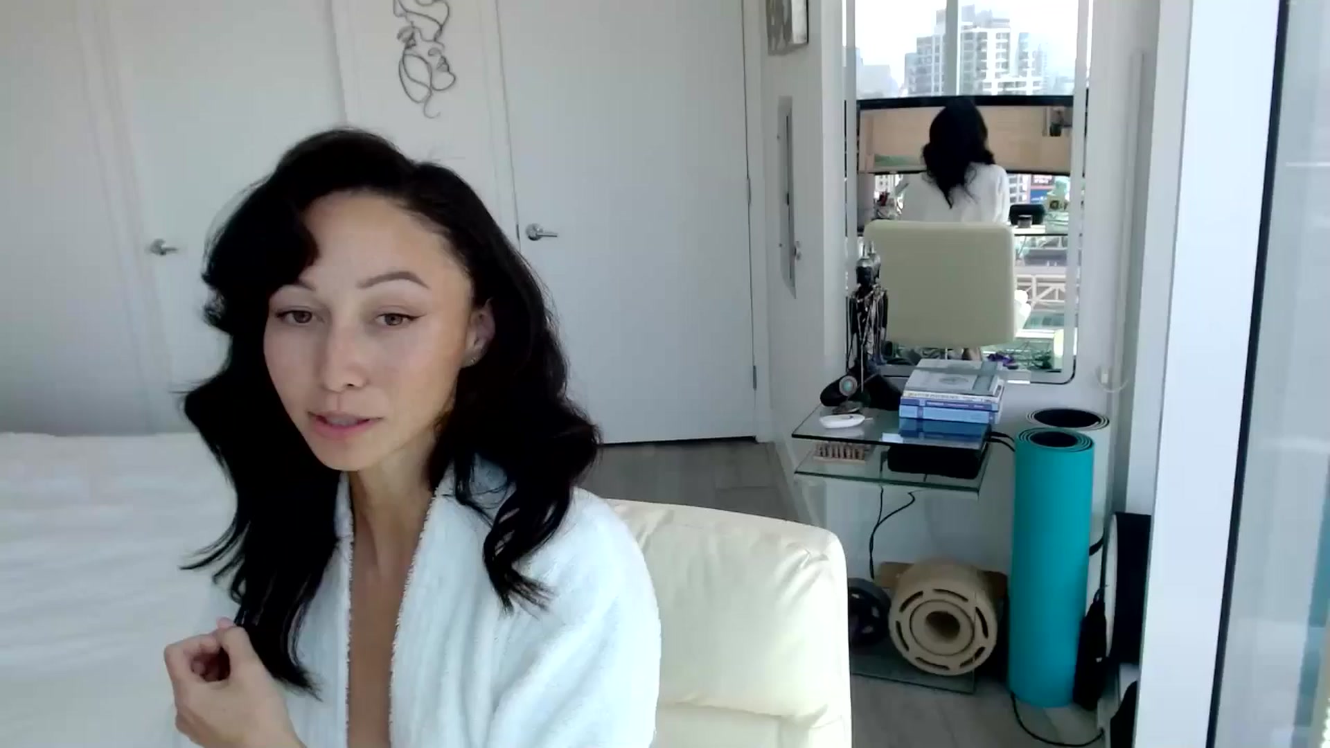 Gallery image thumbnail from Minnie_B00's myfreecams stream on, 06/20/2024, 21:08 image 18 of 20