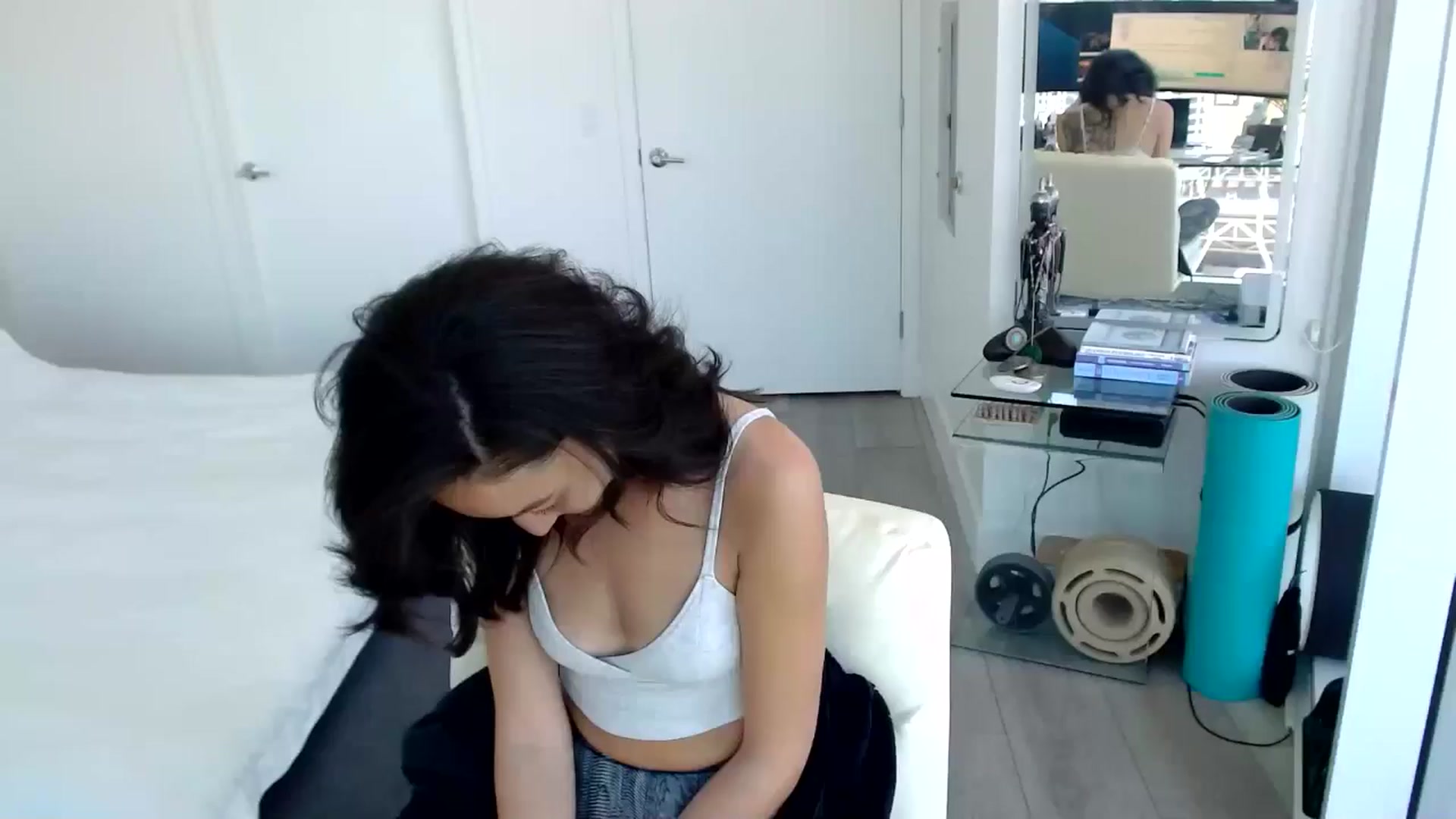 Gallery image thumbnail from Minnie_B00's myfreecams stream on, 06/24/2024, 21:06 image 1 of 20