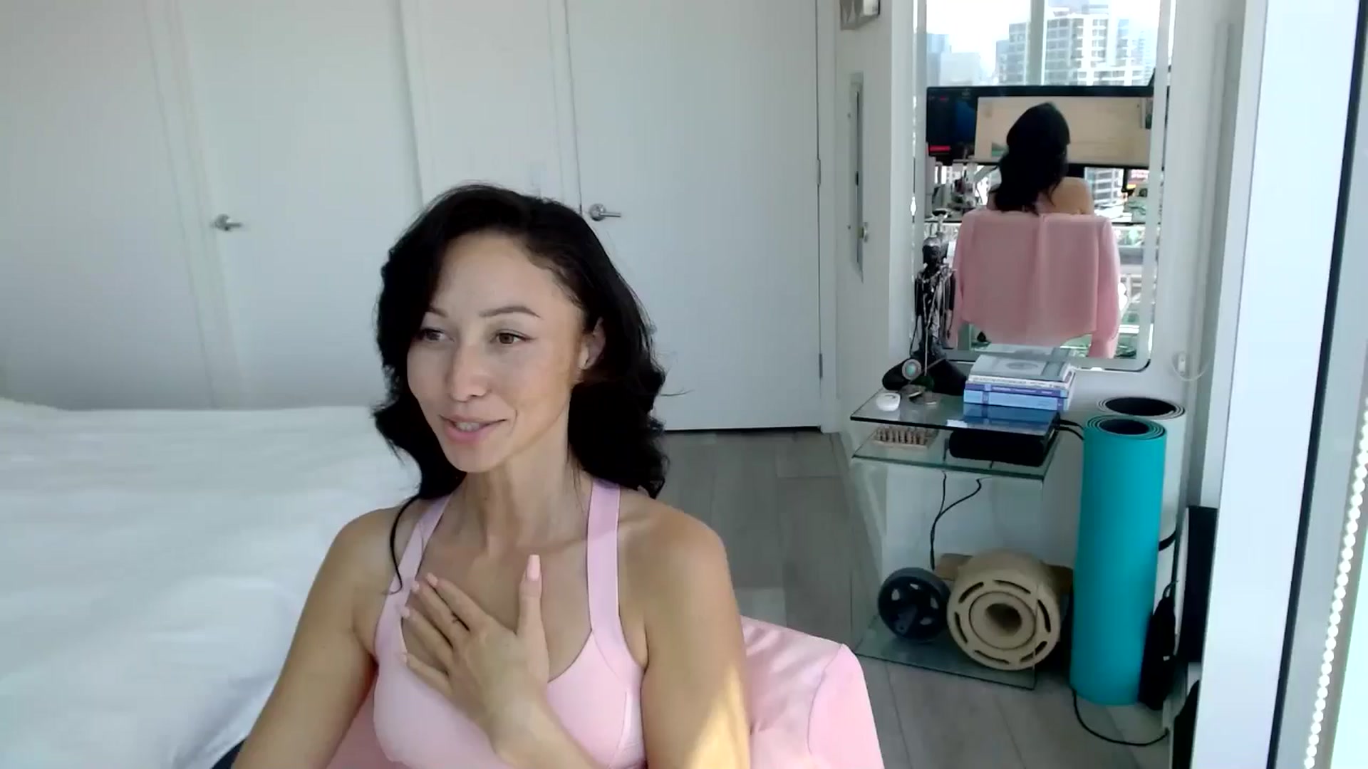 Gallery image thumbnail from Minnie_B00's myfreecams stream on, 06/25/2024, 21:12 image 13 of 20