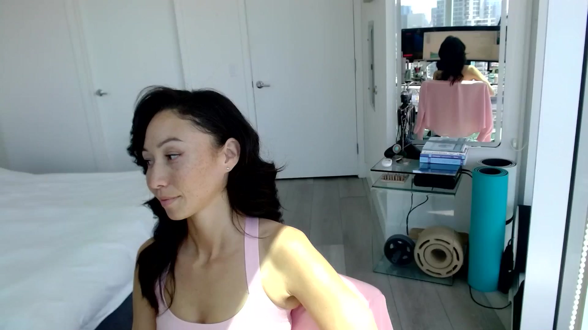 Gallery image thumbnail from Minnie_B00's myfreecams stream on, 06/25/2024, 21:35 image 17 of 20