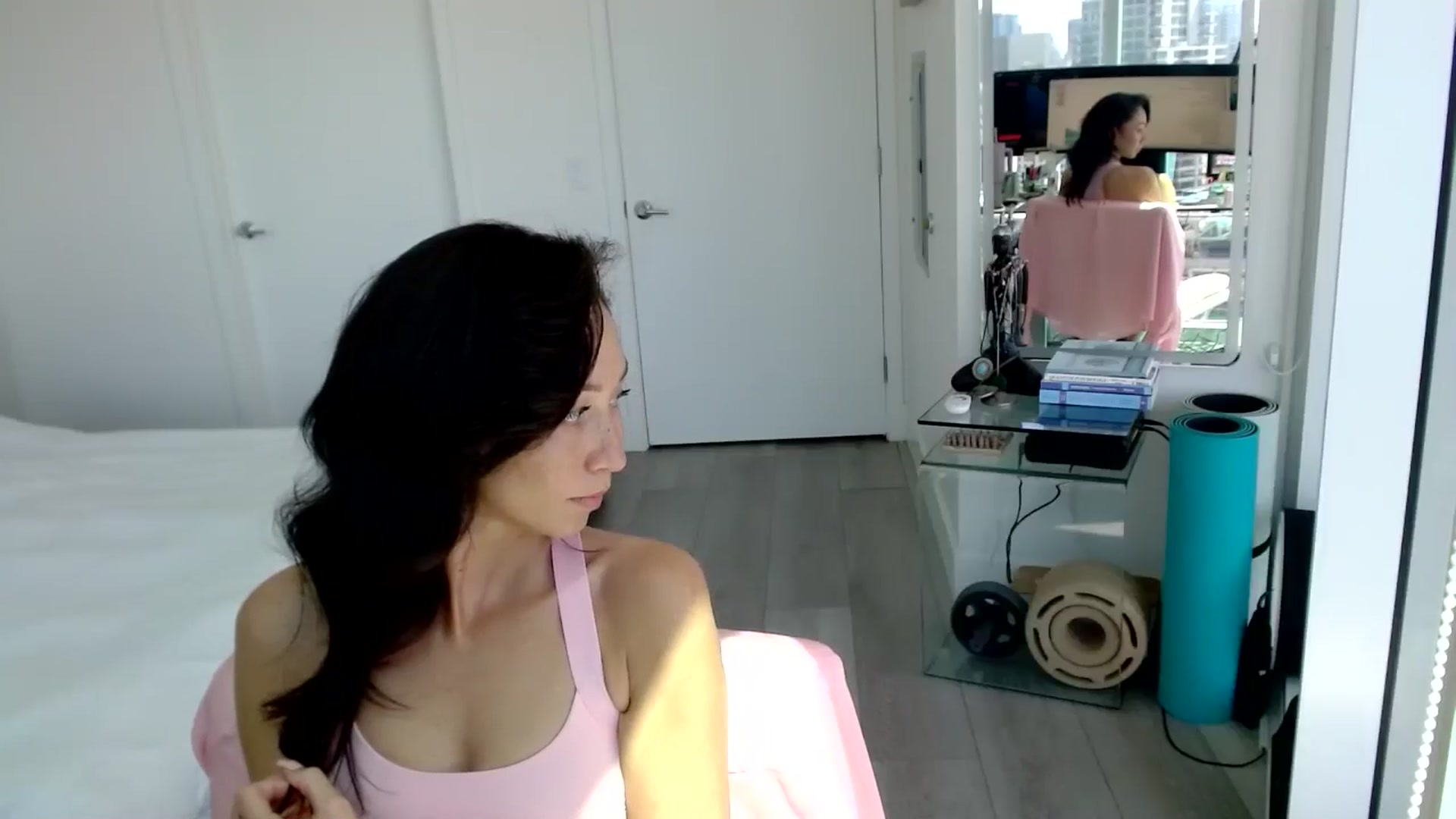 Gallery image thumbnail from Minnie_B00's myfreecams stream on, 06/25/2024, 21:35 image 18 of 20
