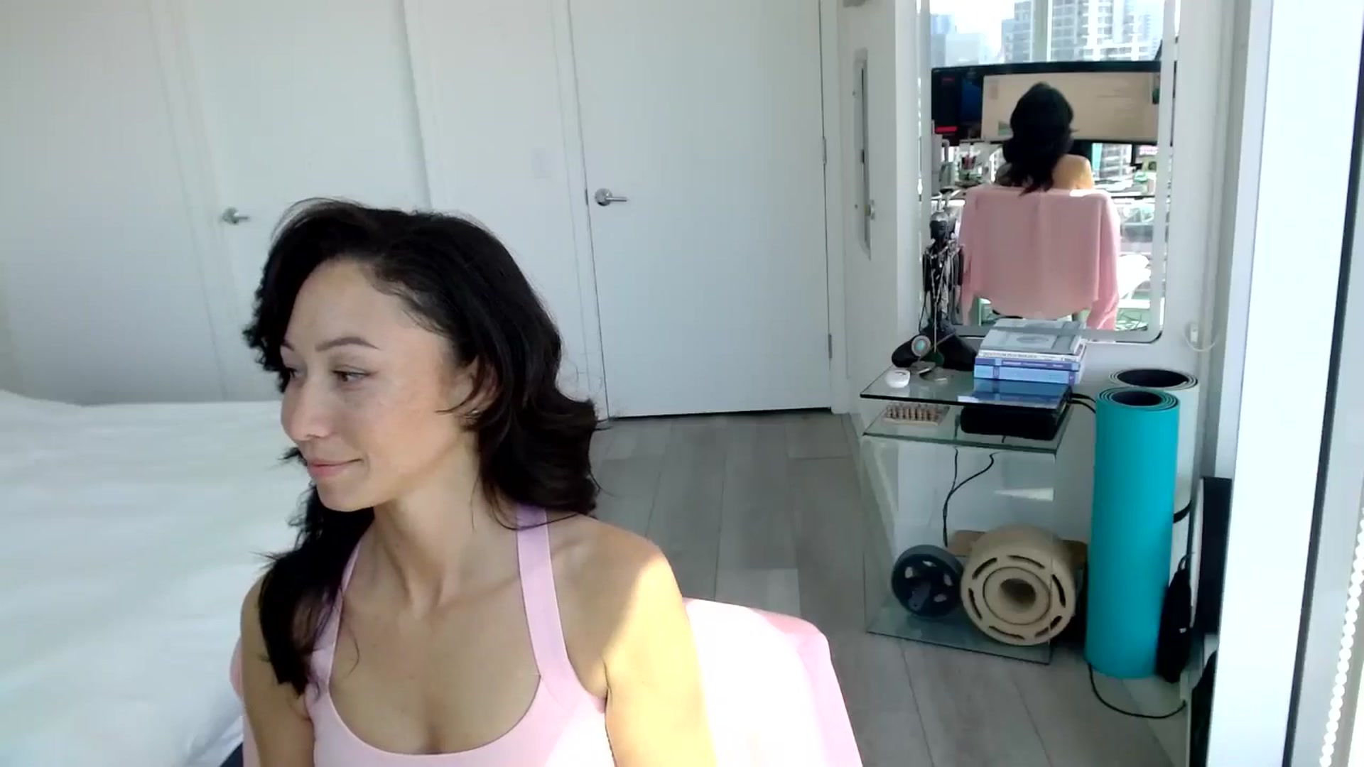 Gallery image thumbnail from Minnie_B00's myfreecams stream on, 06/25/2024, 21:35 image 16 of 20