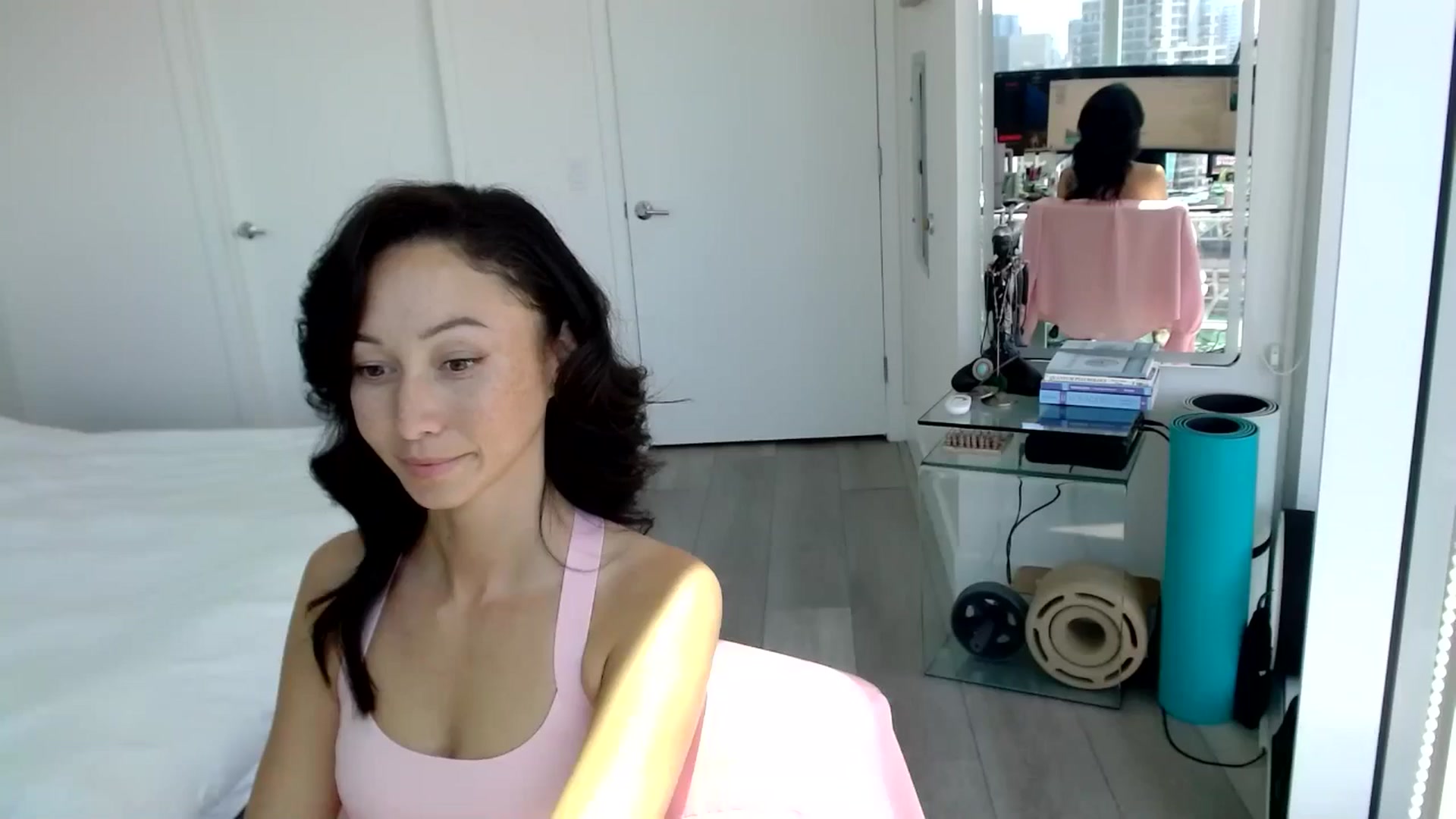 Gallery image thumbnail from Minnie_B00's myfreecams stream on, 06/25/2024, 21:35 image 20 of 20