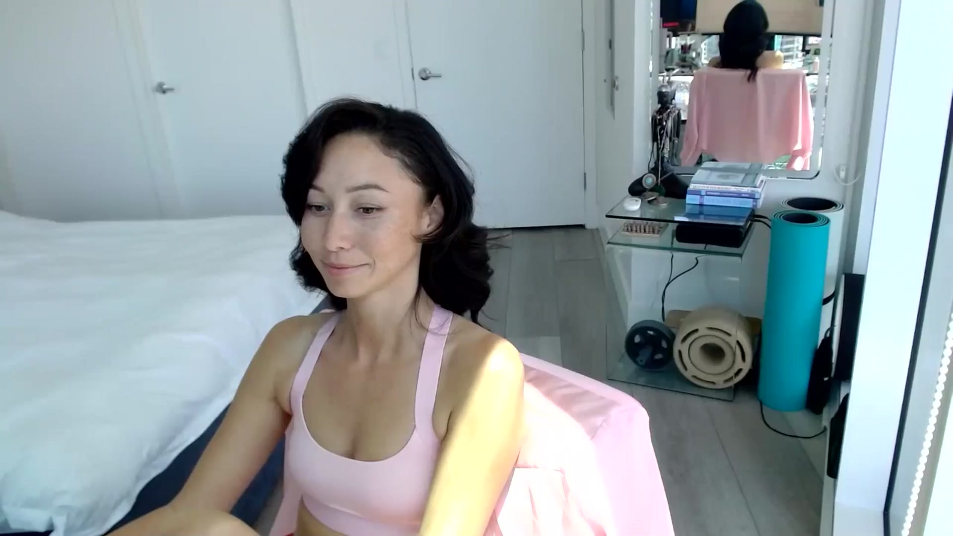 Gallery image thumbnail from Minnie_B00's myfreecams stream on, 06/25/2024, 21:35 image 4 of 20